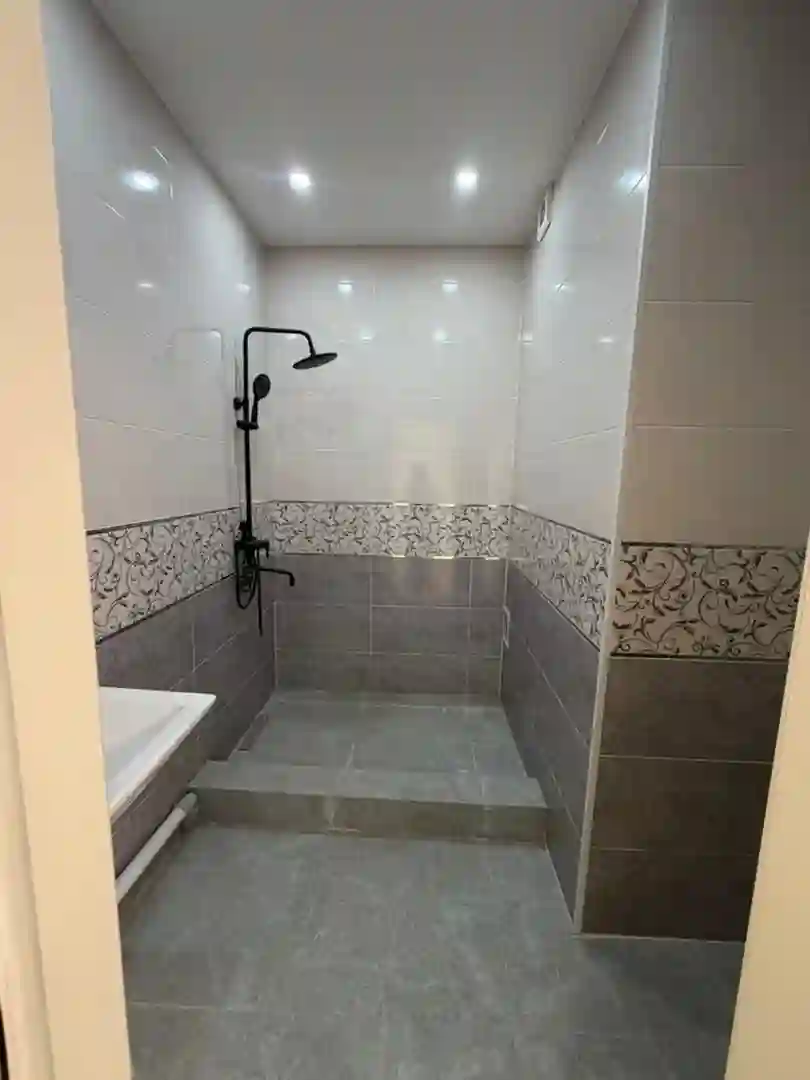 3-к квартира, 11 этаж, 100 м², Шохмансур