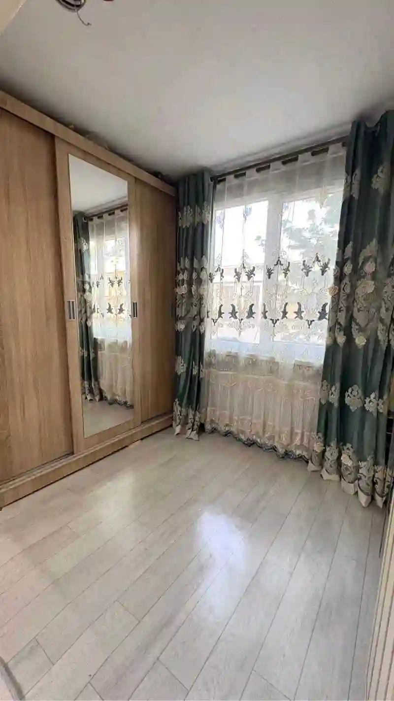 3-к квартира, 3 этаж, 68 м², Аэропорт