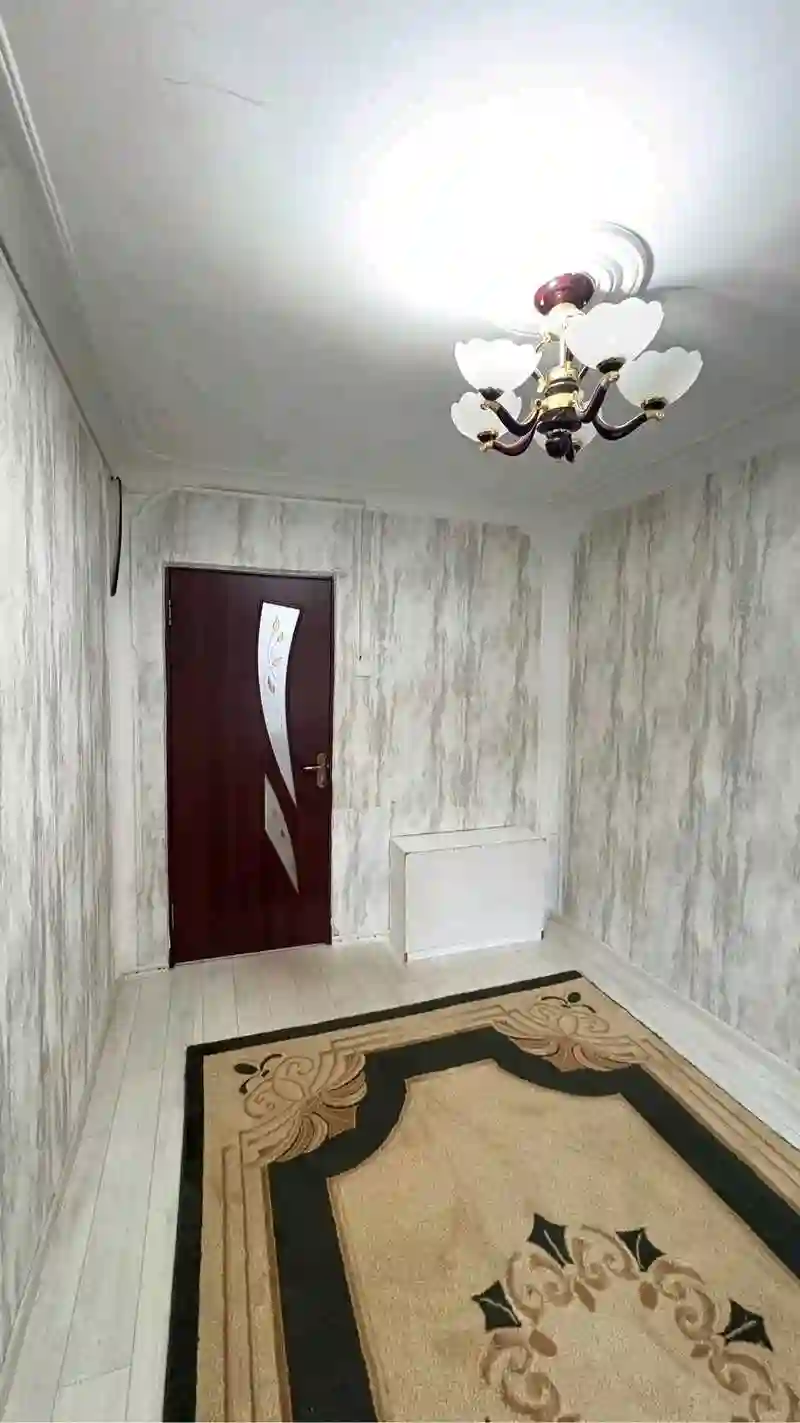 3-к квартира, 3 этаж, 68 м², Аэропорт