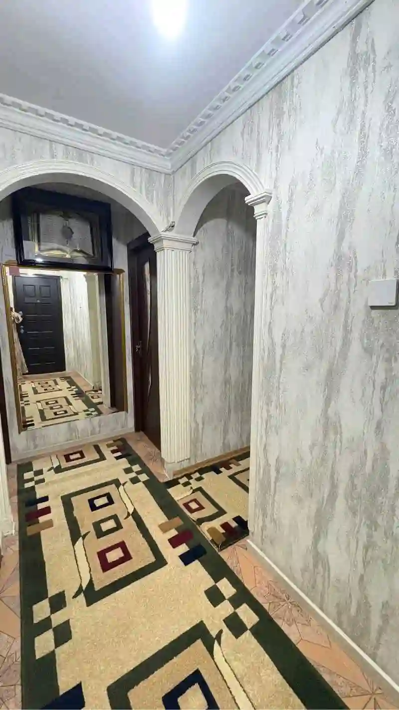 3-к квартира, 3 этаж, 68 м², Аэропорт
