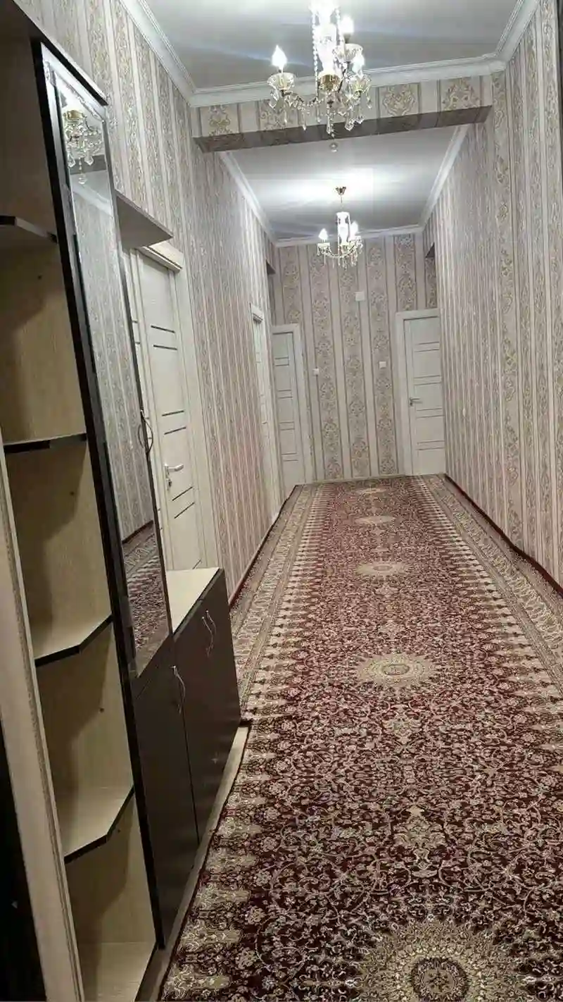 3-к квартира, 3 этаж, 100 м², Зарафшон