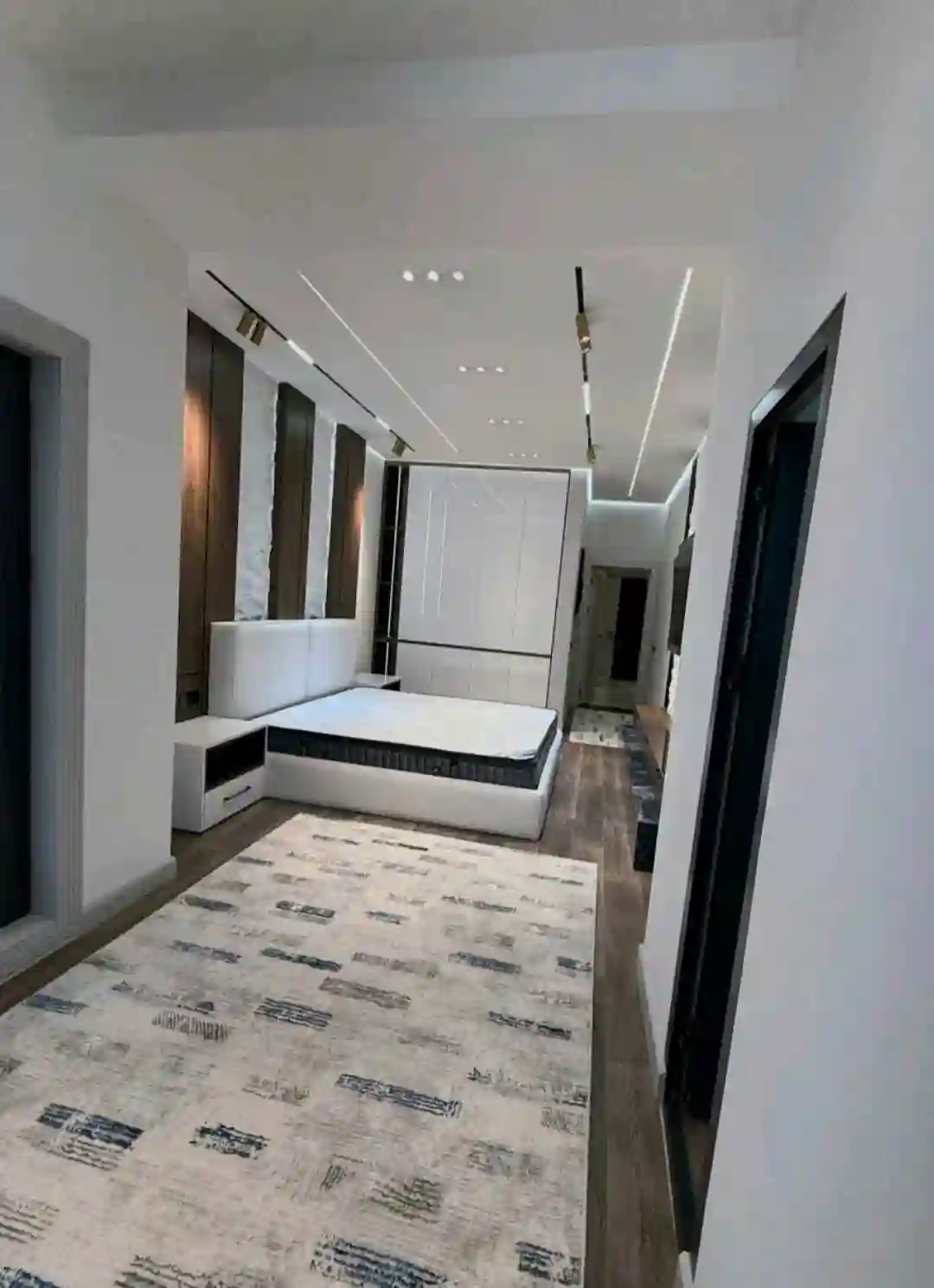 3-к квартира, 18 этаж, 81 м², И.Сомонӣ