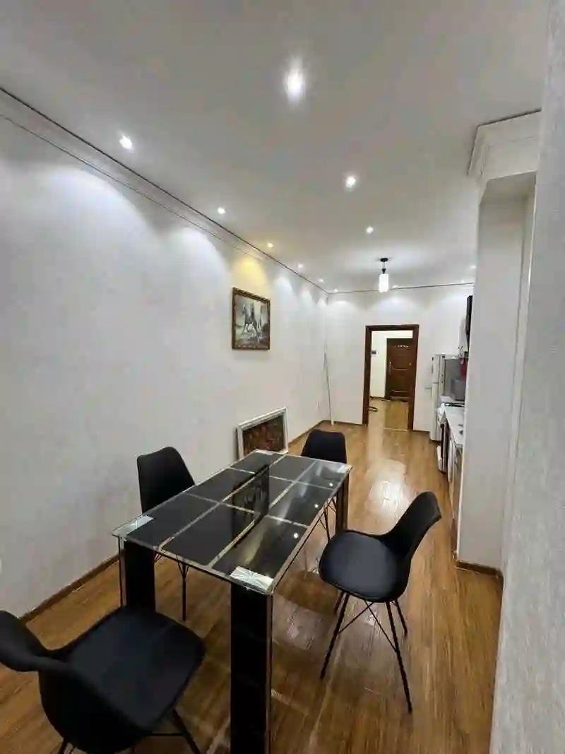 2-к квартира, 8 этаж, 106 м², Шоҳмансур, Поликлиникаи 1