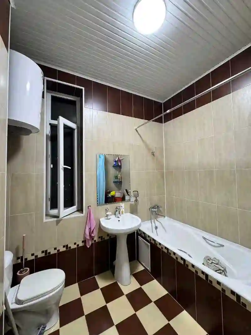 2-к квартира, 8 этаж, 106 м², Шоҳмансур, Поликлиникаи 1