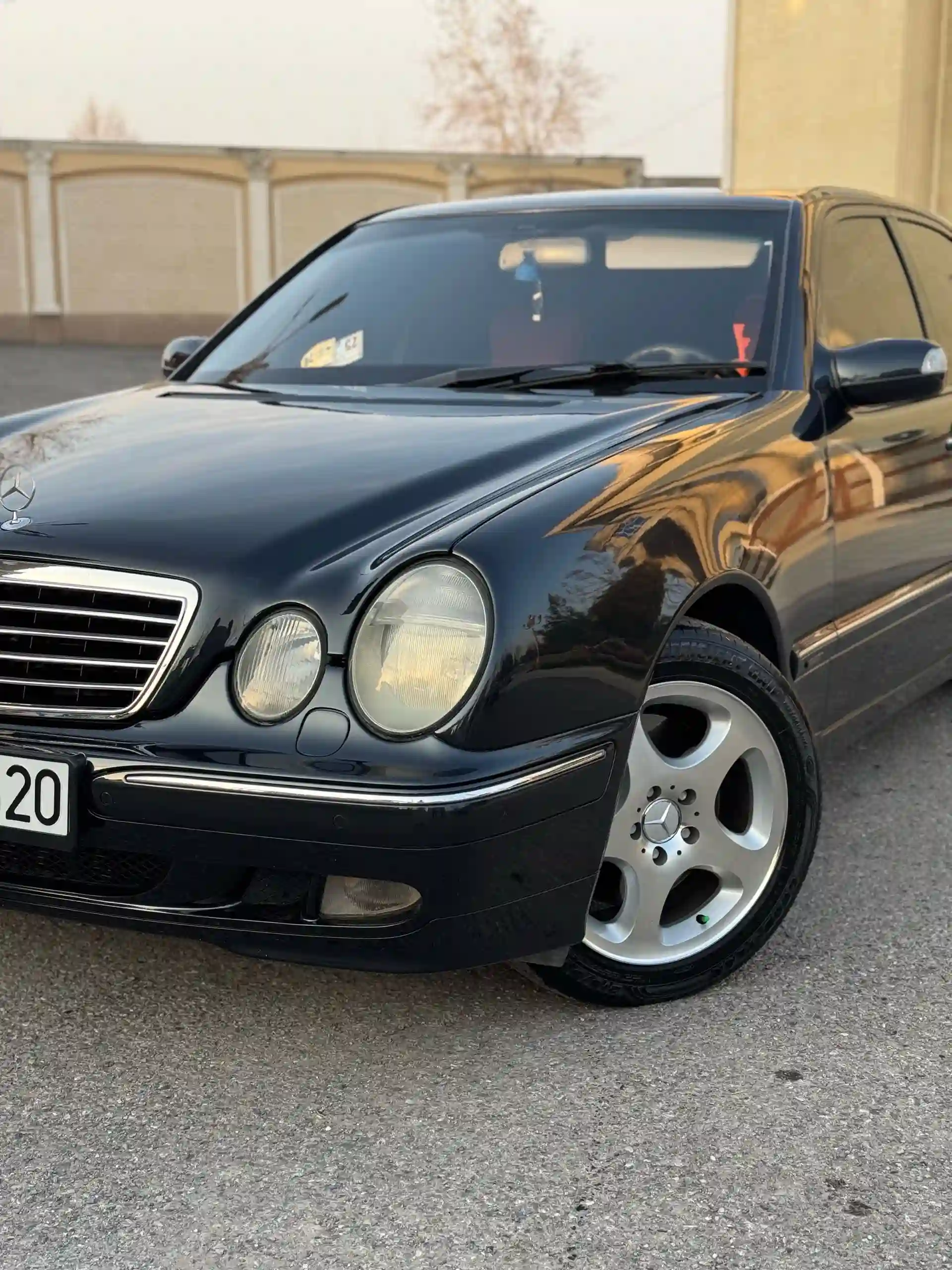 Mercedes-benz E class 2001 — миниатюра 7