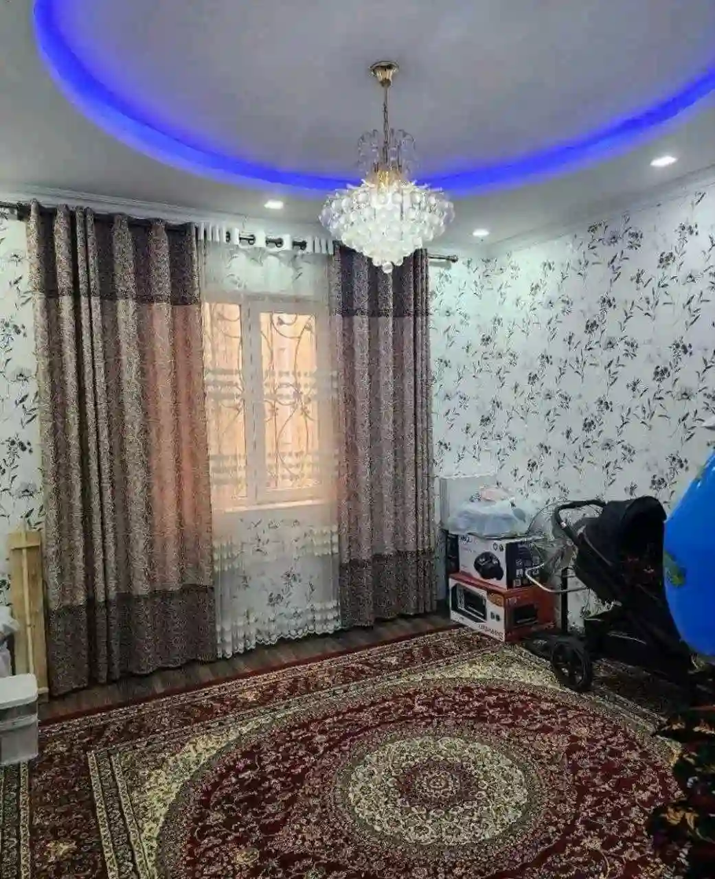 2 этажный, 6-комн. дом, 280 м², 3 соток, Сино