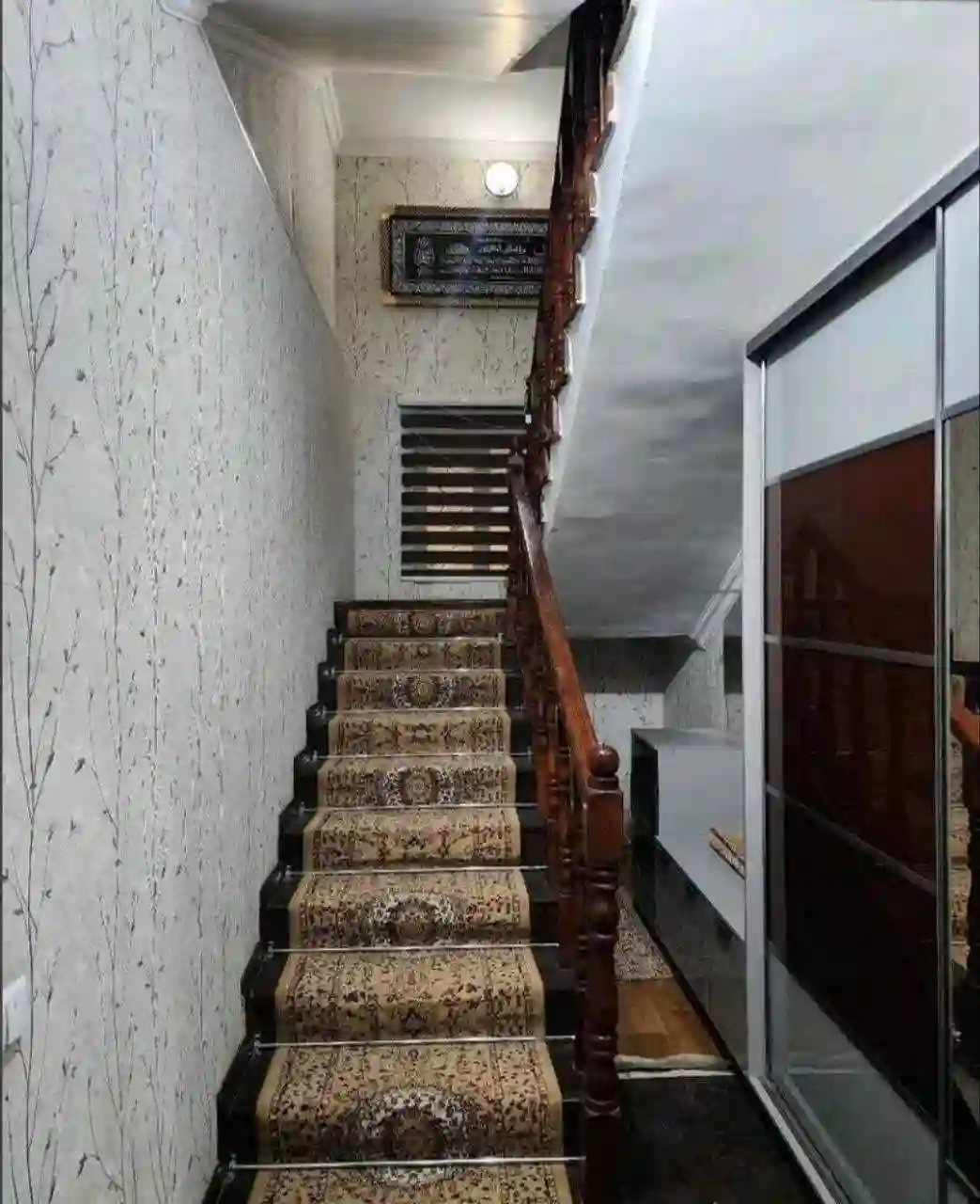 2 этажный, 6-комн. дом, 280 м², 3 соток, Сино