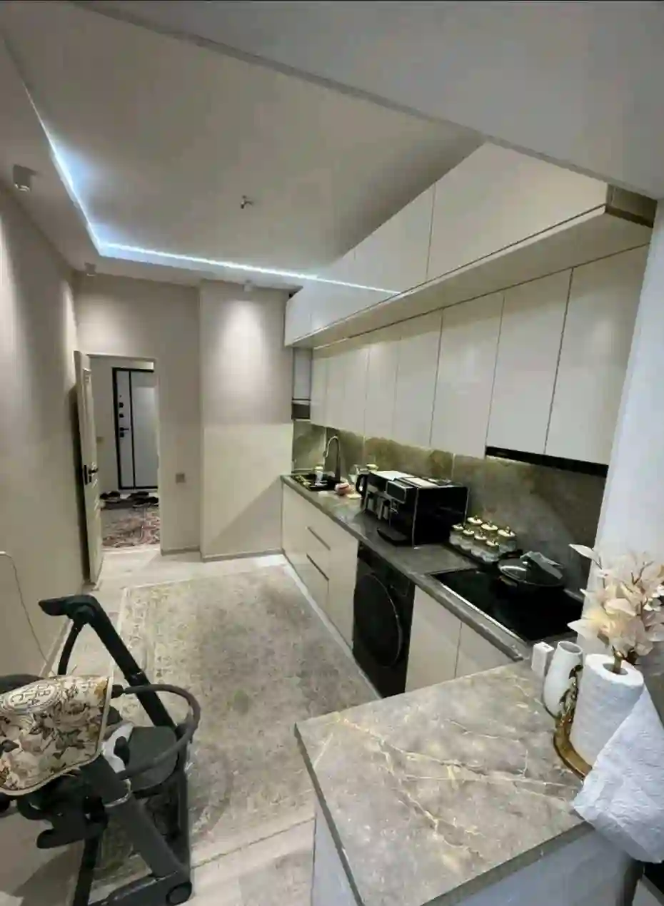 4-к квартира, 4 этаж, 100 м², Сино 82мкр