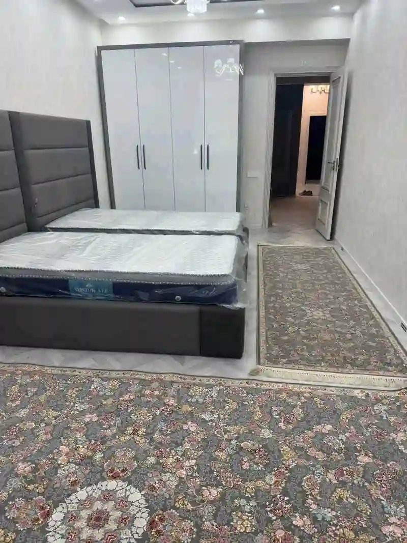 3-к квартира, 3 этаж, 150 м², Спартак, бари Ёвар