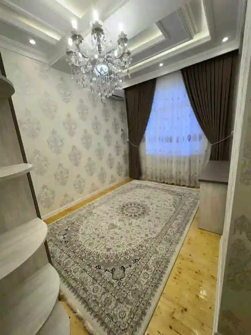 3-к квартира, 6 этаж, 92 м², 112мкр, назди Масҷиди Мехкалон