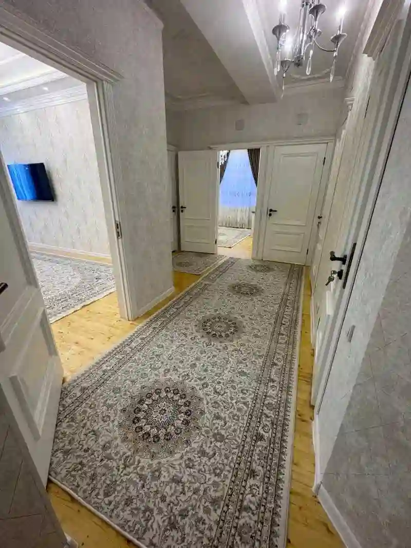 3-к квартира, 6 этаж, 92 м², 112мкр, назди Масҷиди Мехкалон