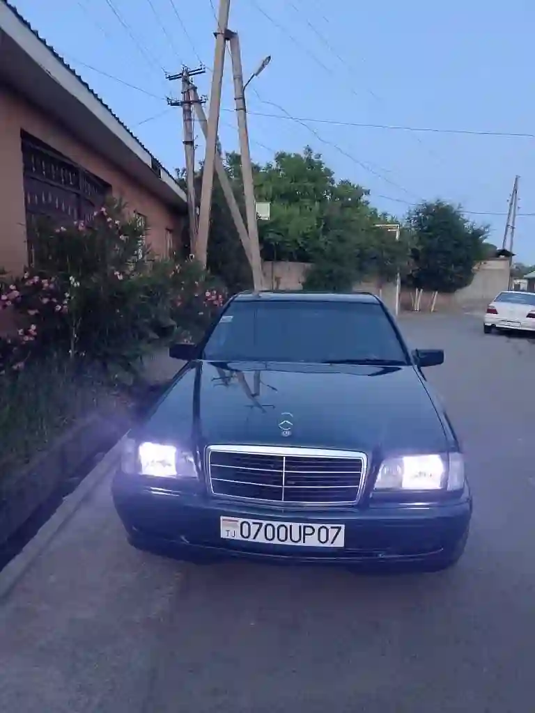 Mercedes-benz C class 1998