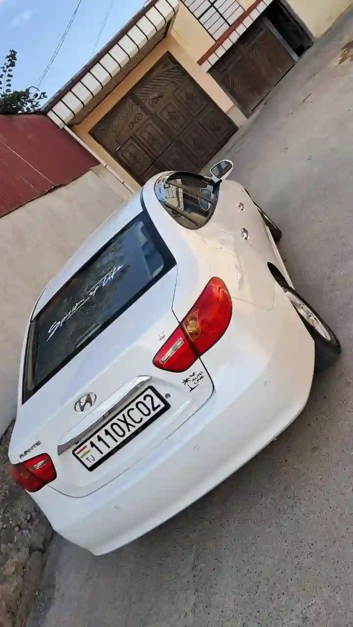 Hyundai Avante 2010