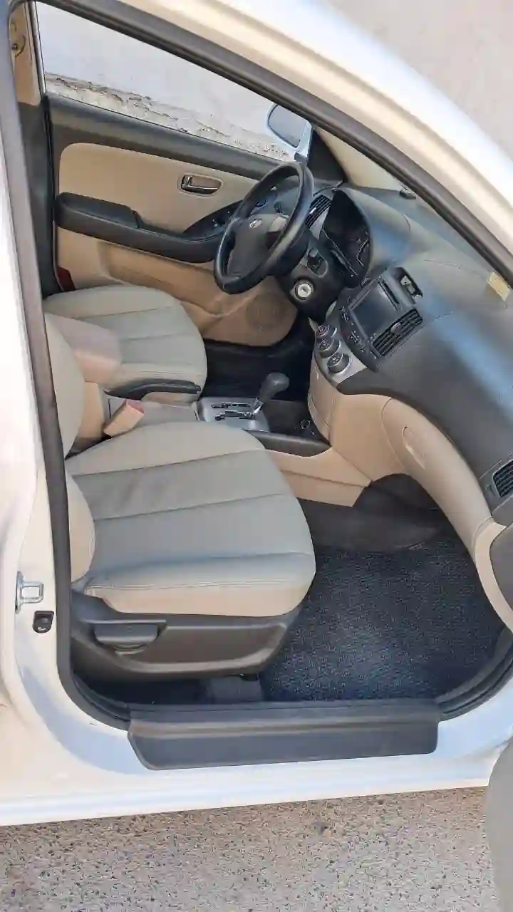 Hyundai Avante 2010