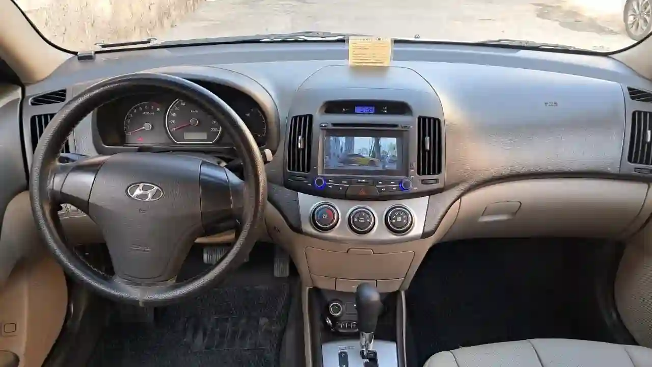 Hyundai Avante 2010