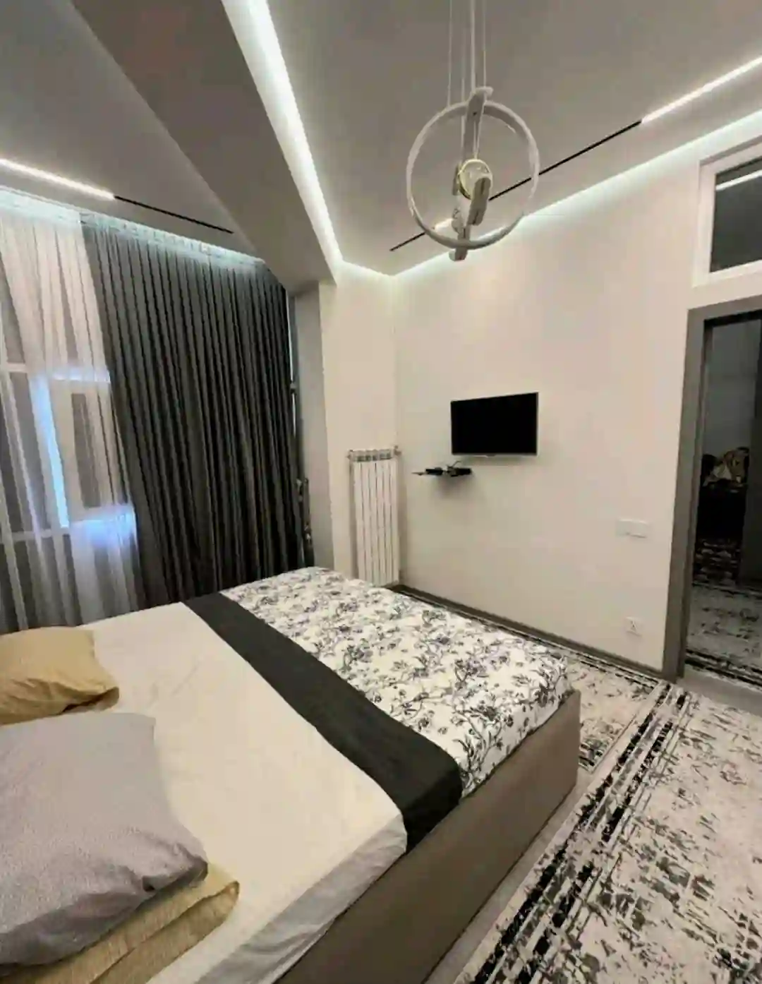 3-к квартира, 9 этаж, 76 м², Фирдавси
