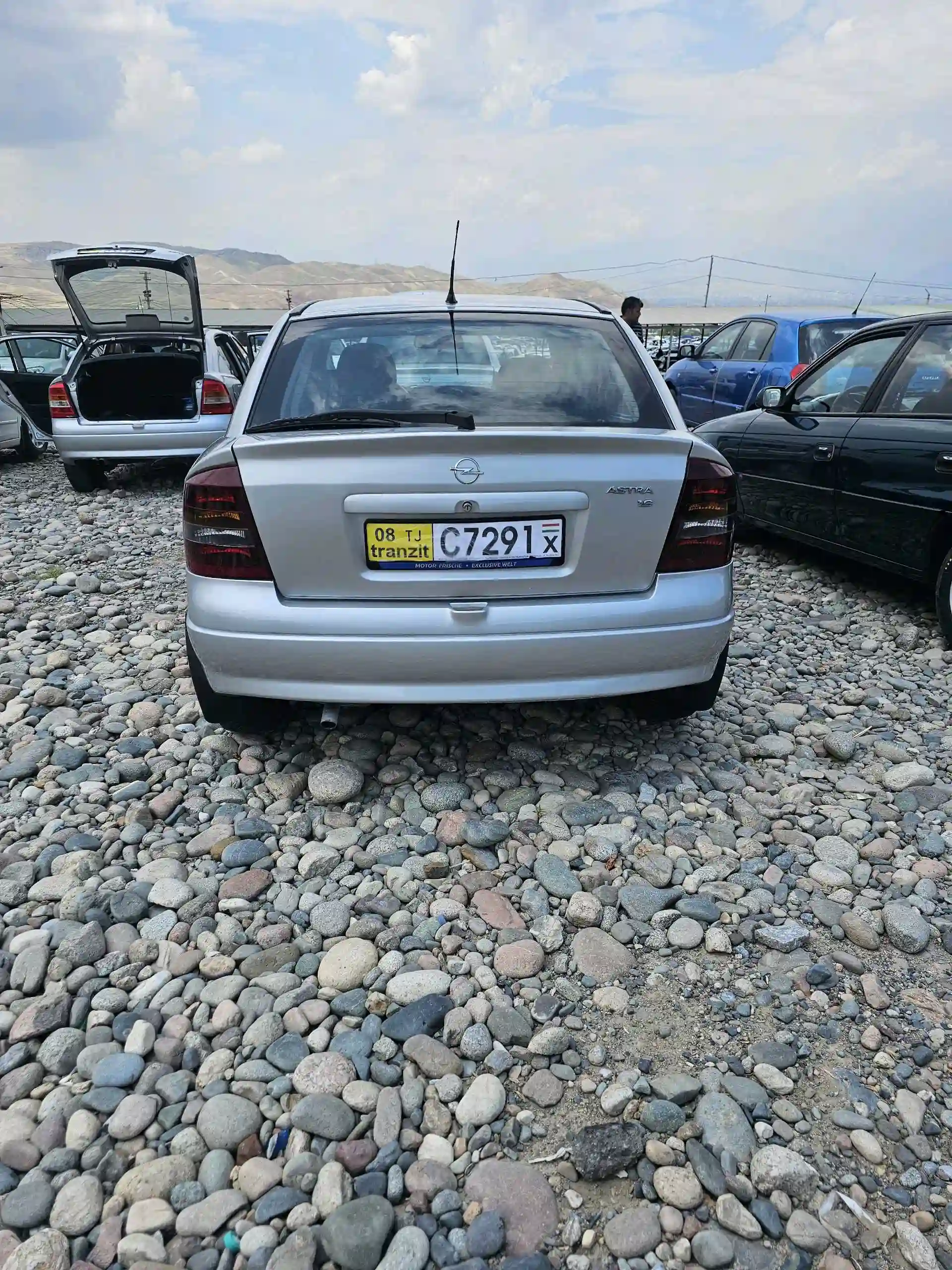 Opel Astra j 2002 — миниатюра 2