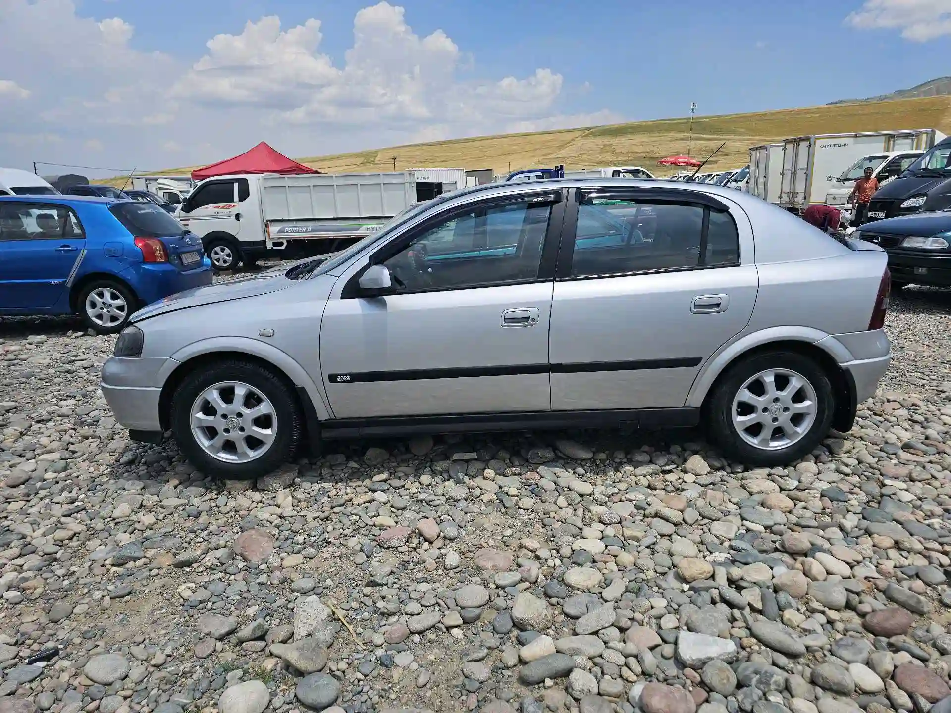 Opel Astra j 2002 — миниатюра 3