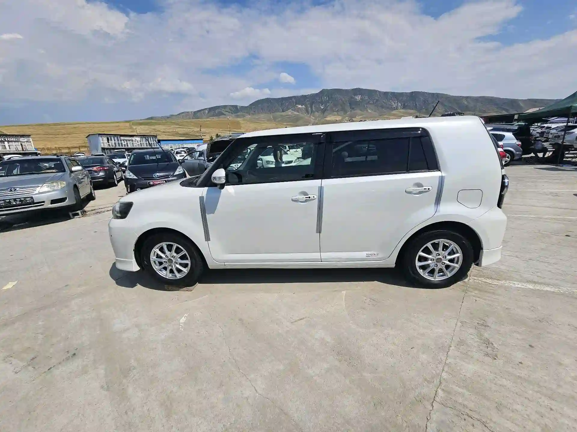 Toyota Rumion 2015