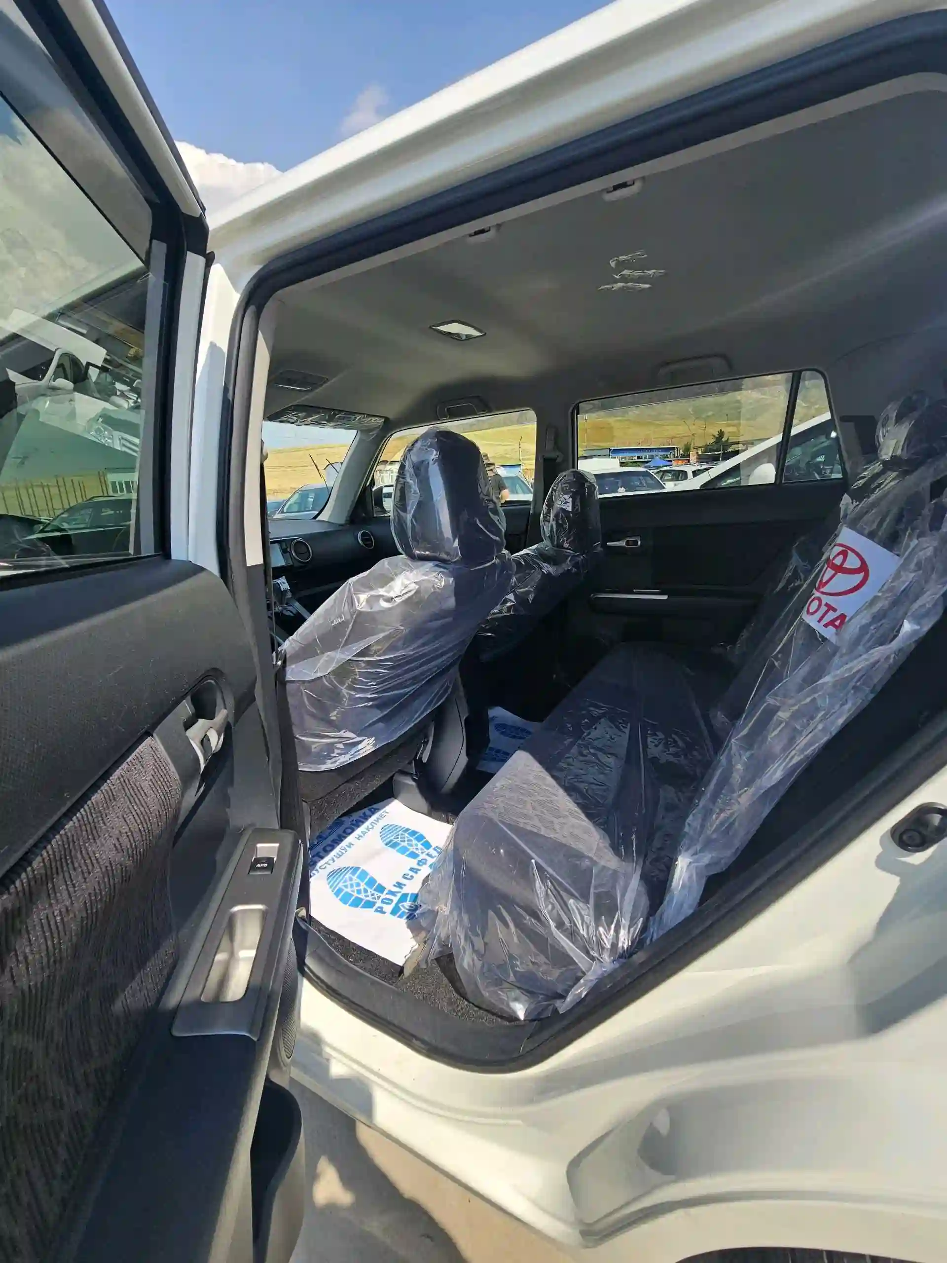 Toyota Rumion 2015