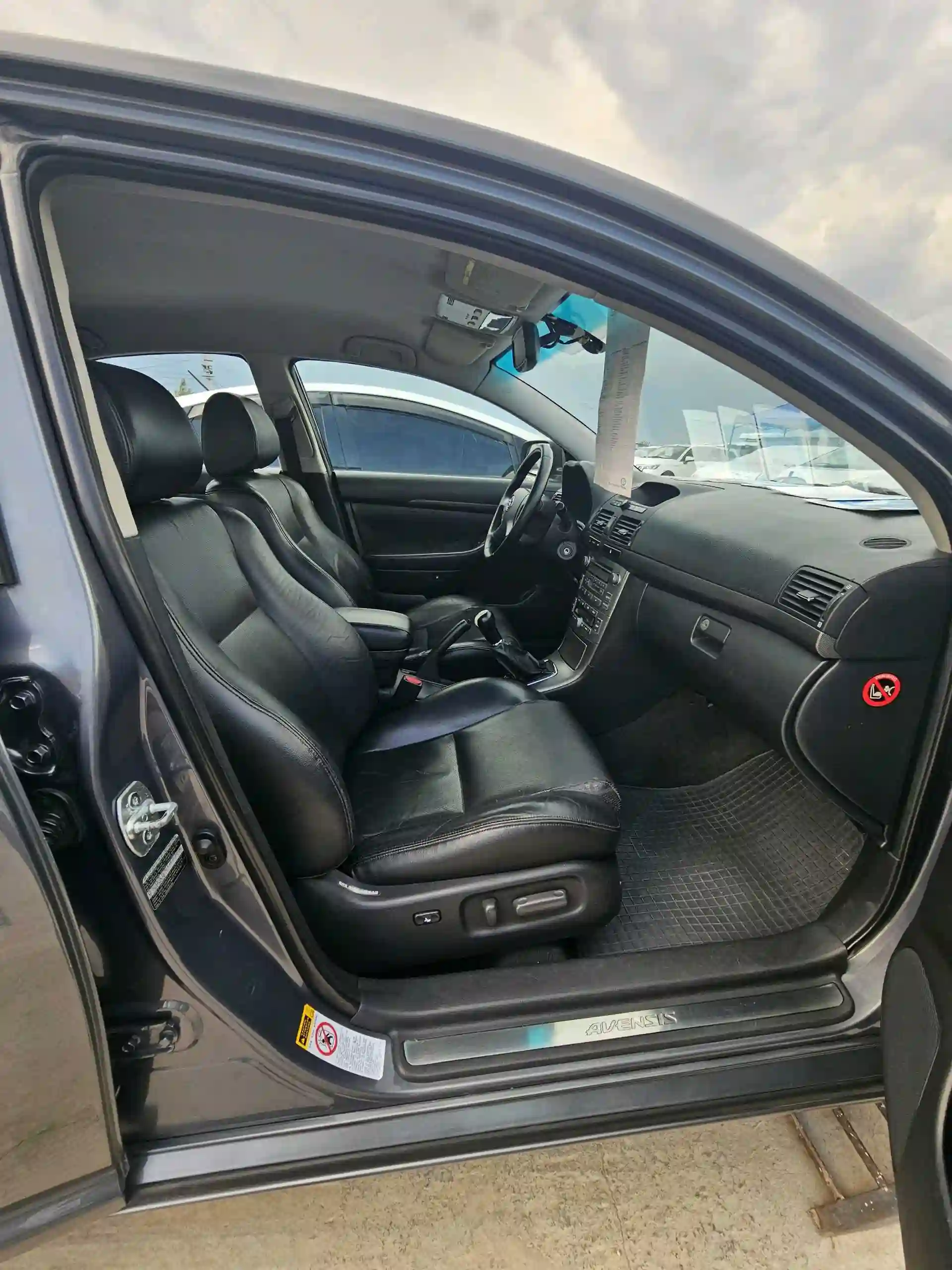 Toyota Avensis 2008