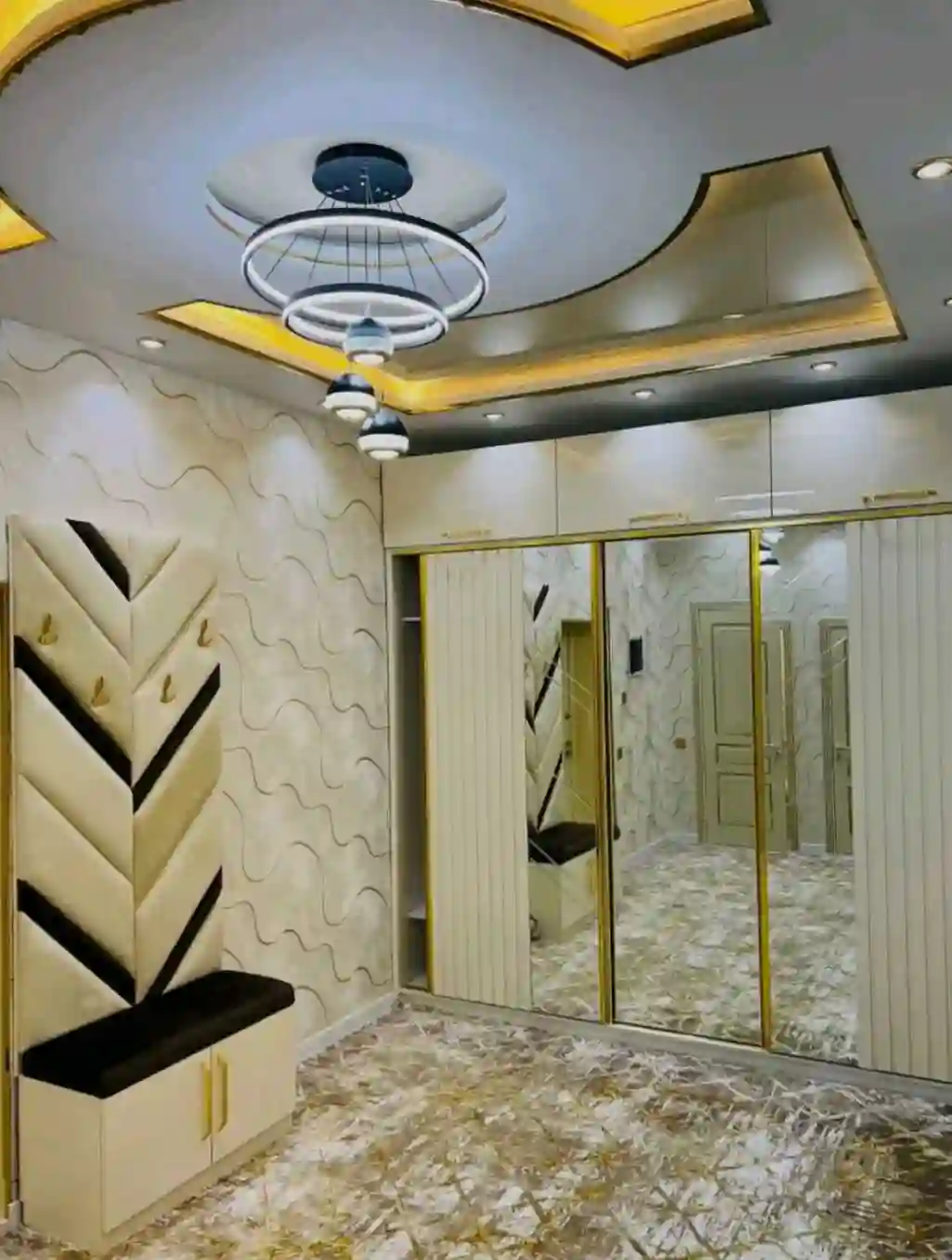 3-к квартира, 5 этаж, 90 м², И.Сомони