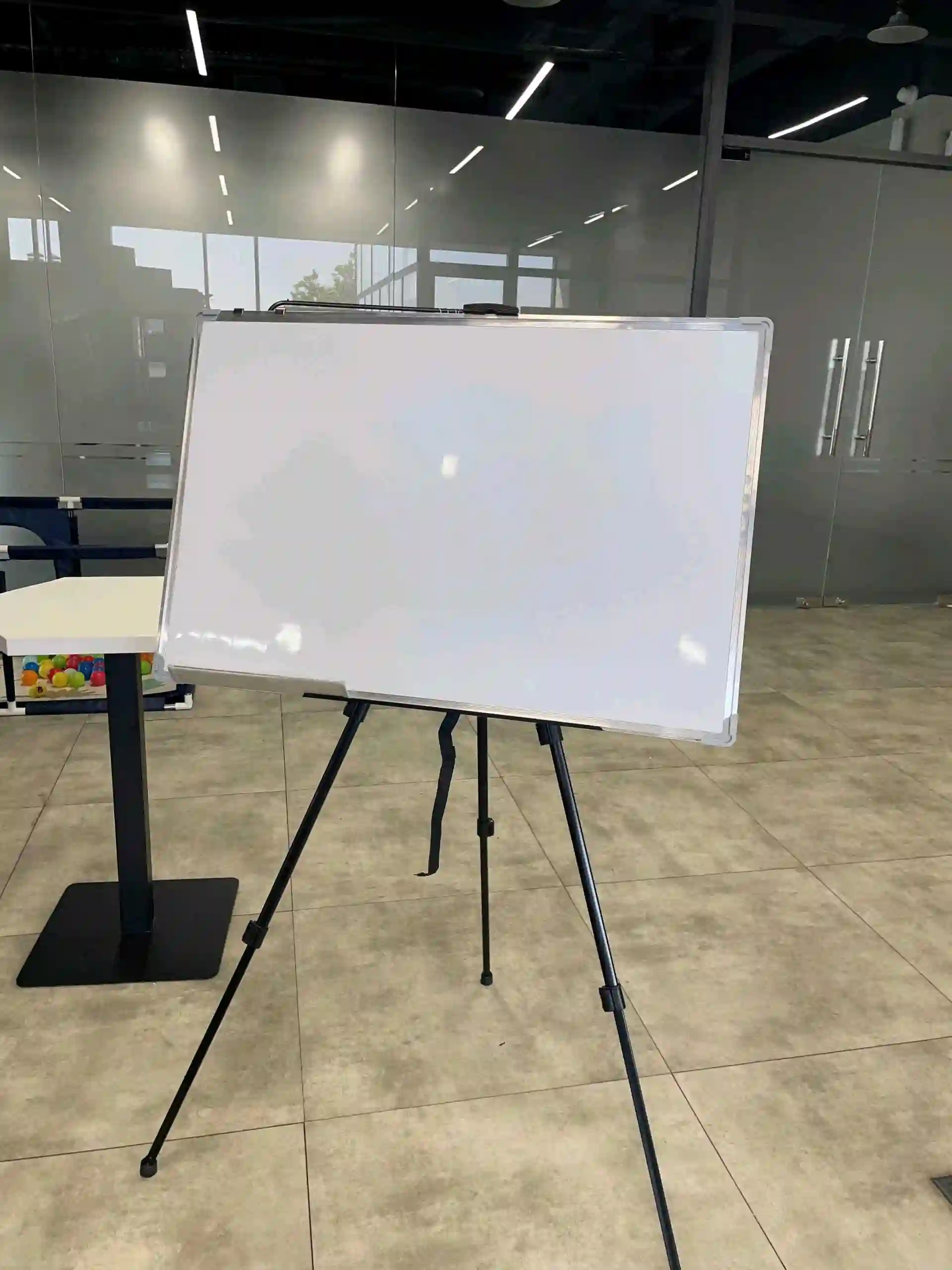 Магнитно- Маркерная доска 60×90 двусторонняя