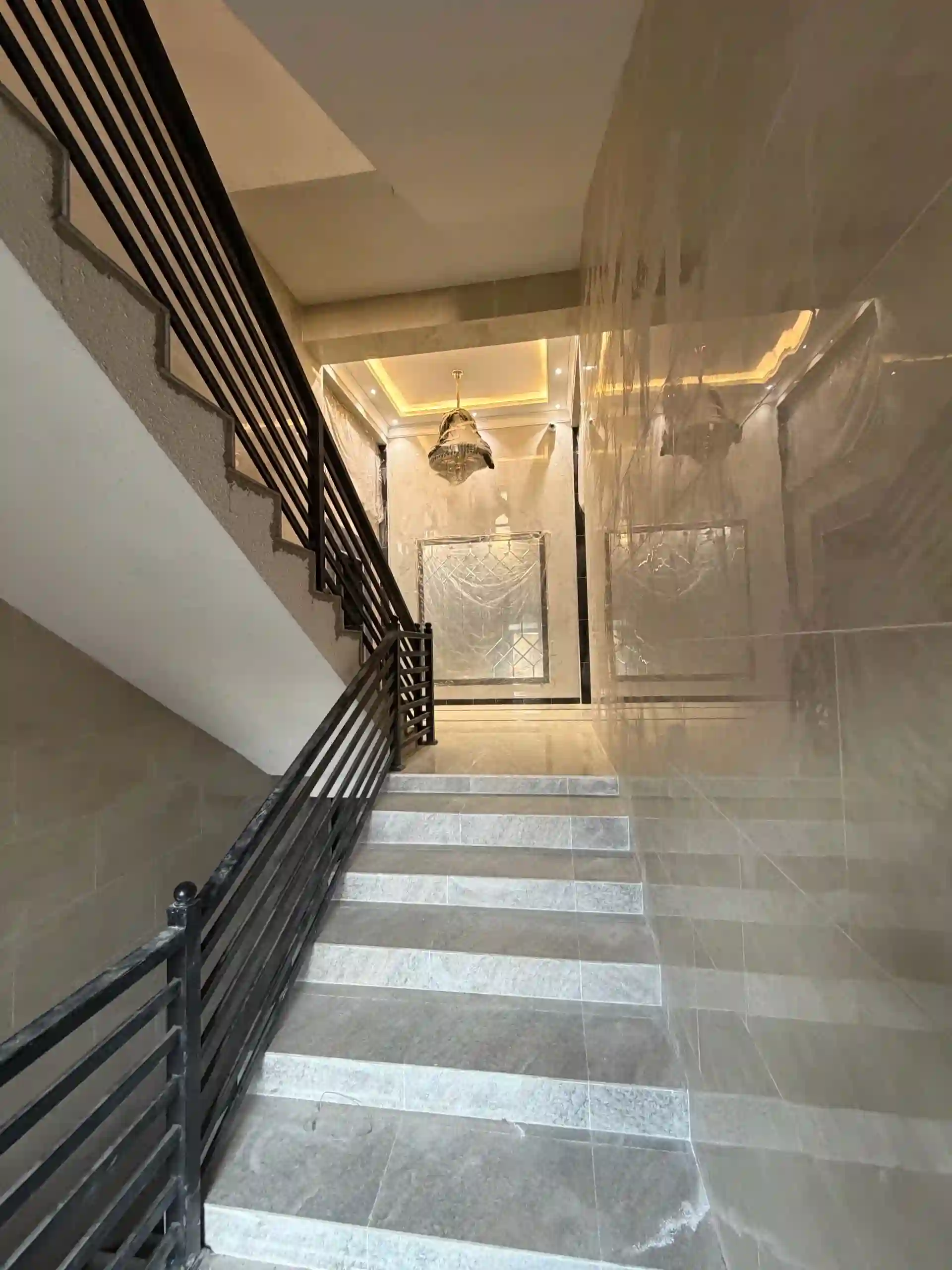 3-к квартира, 8 этаж, 93 м², Вахдат