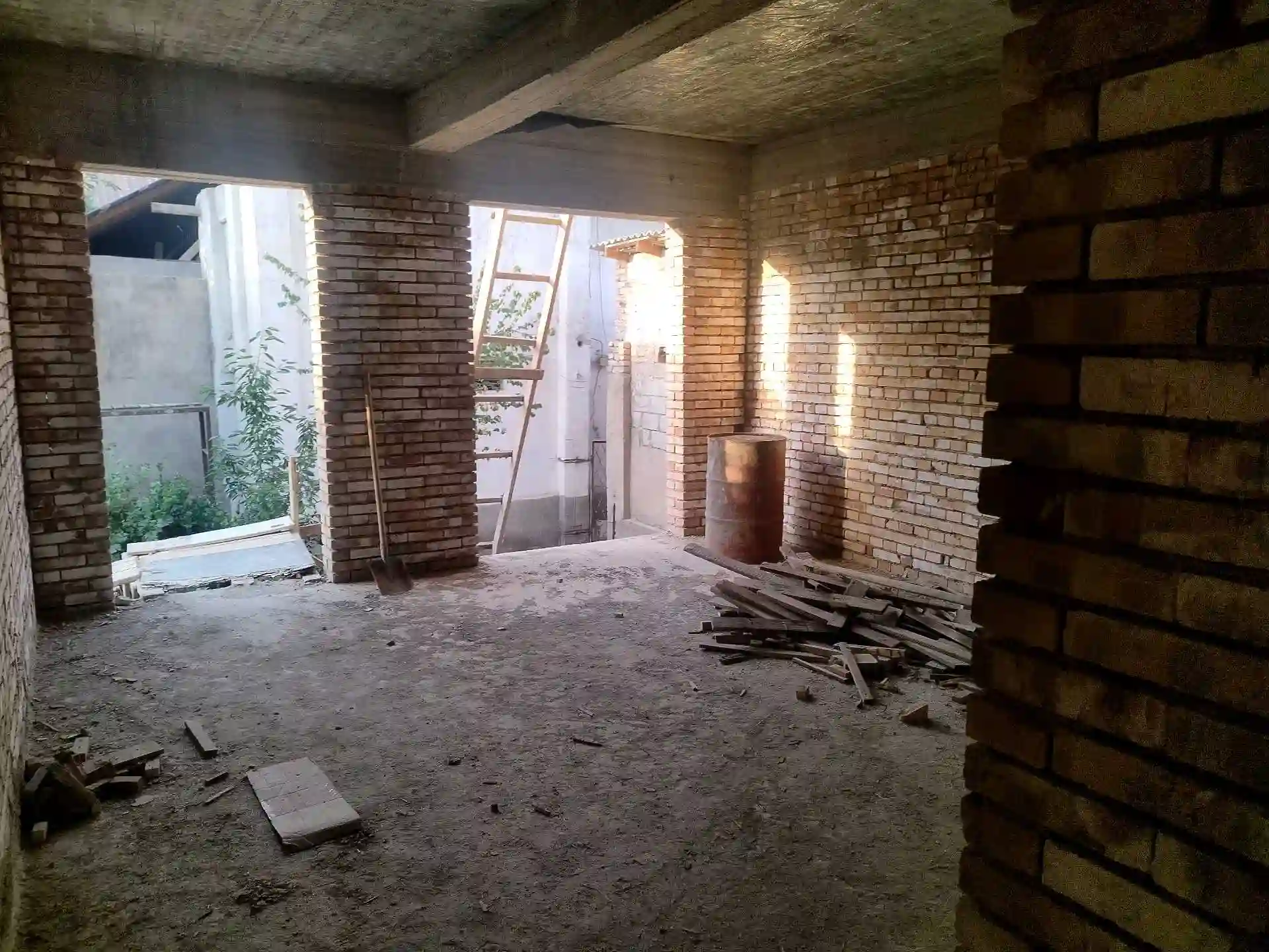 2 этажный, 6-комн. дом, 235 м², 18 соток, Шохмансур