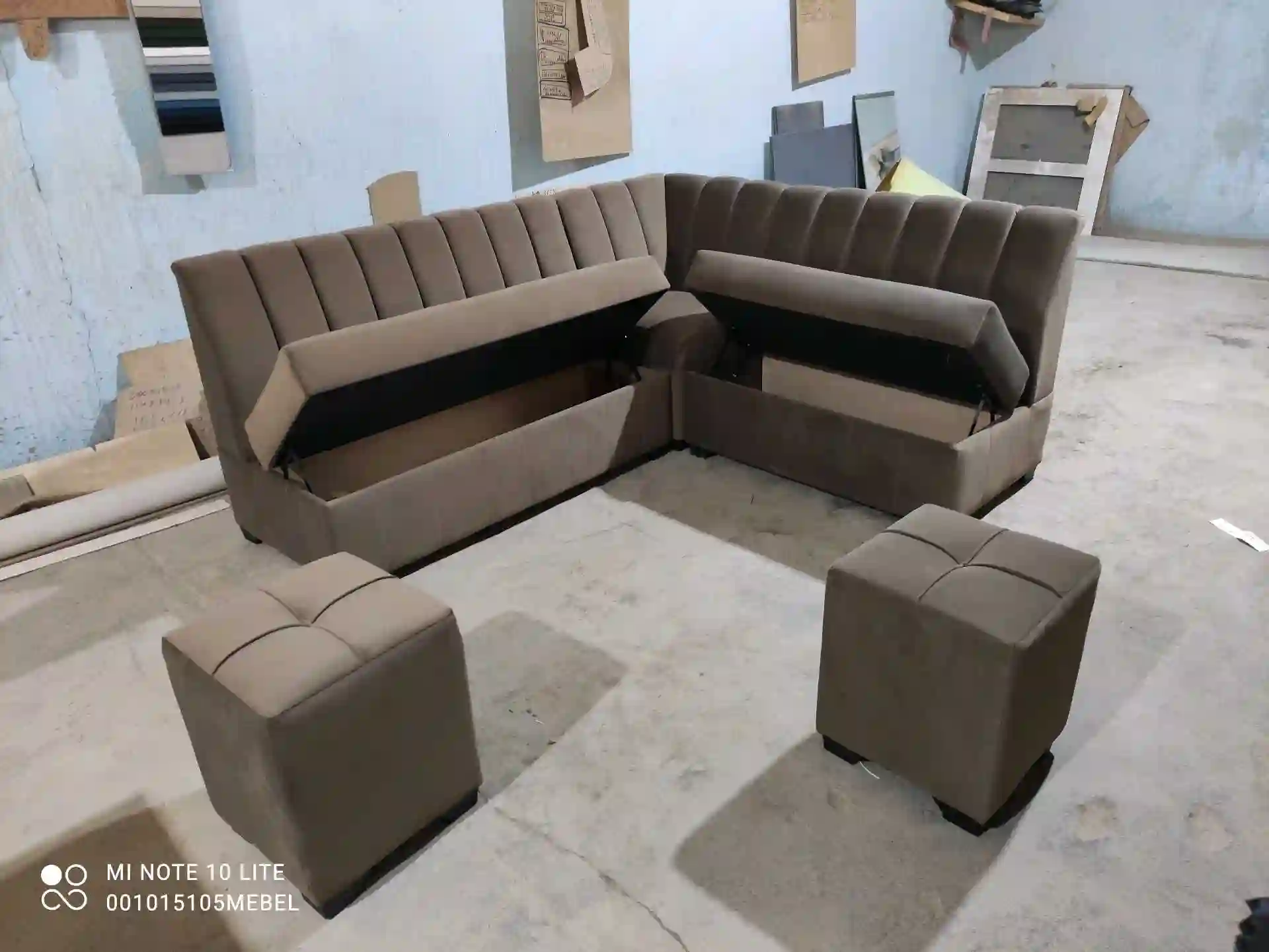угалок для кухни на заказ 