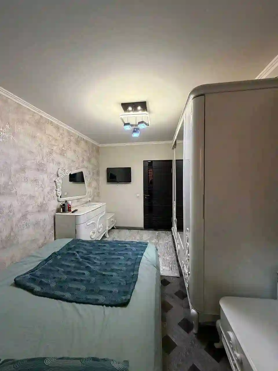 3-к квартира, 5 этаж, 103 м², н.Фирдавси