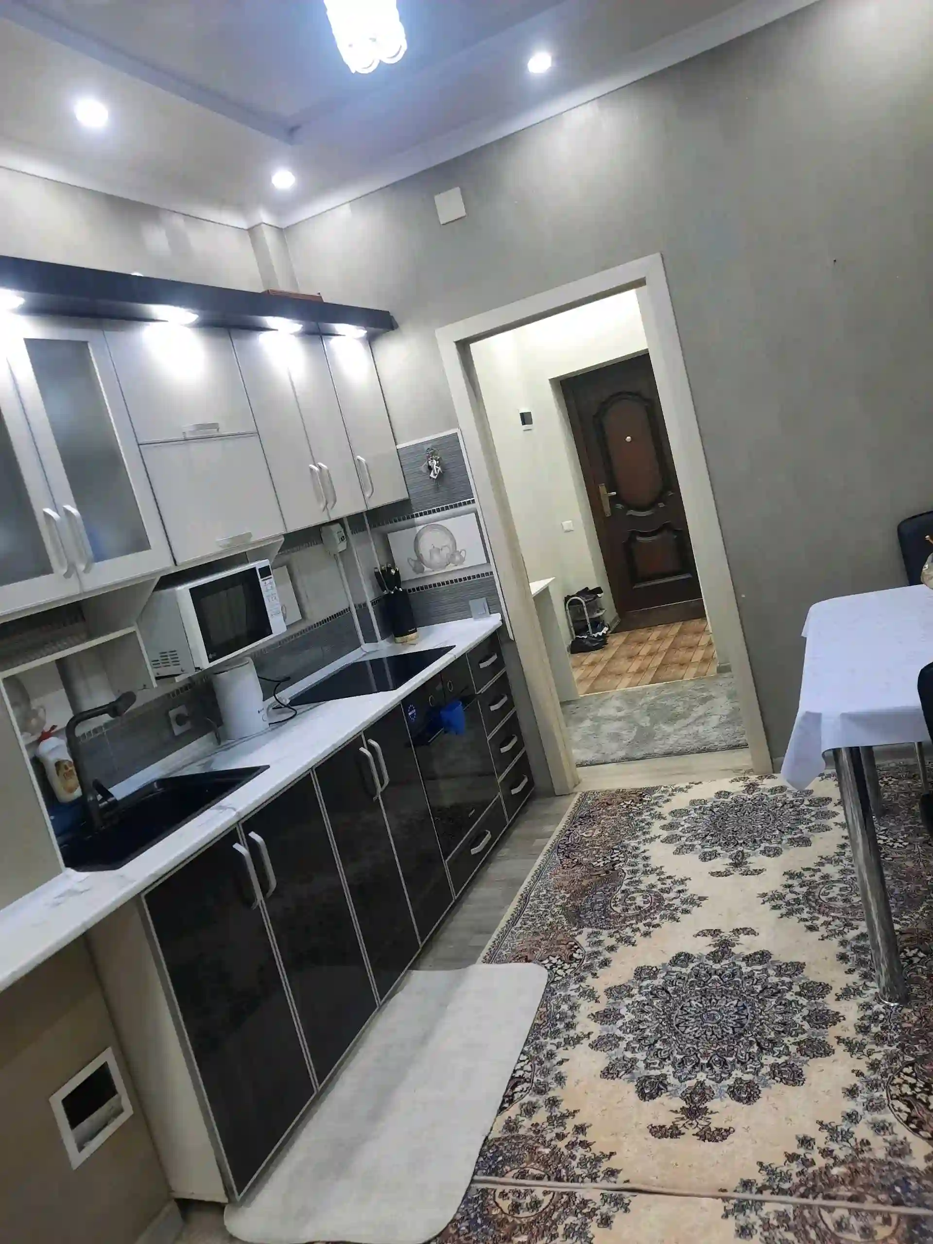 2-к квартира, 9 этаж, 65 м², Шохмансур