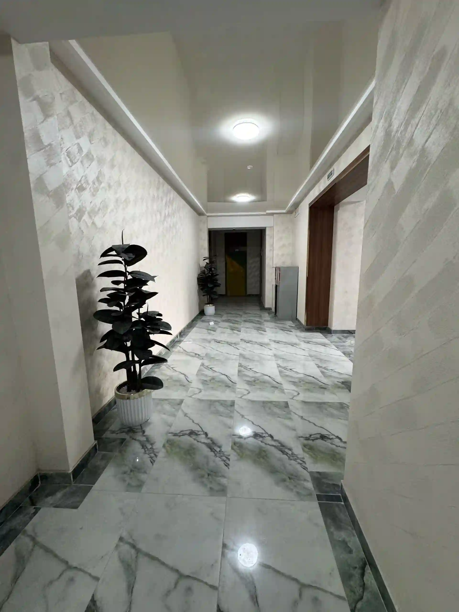 2-к квартира, 17 этаж, 98 м², Шохмансур Спартак