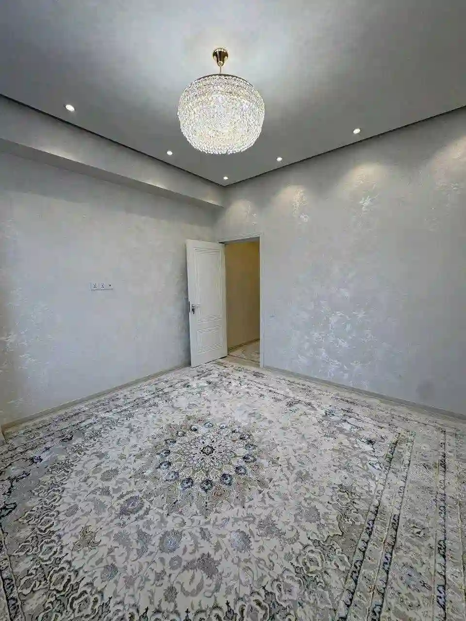 3-к квартира, 14 этаж, 115 м², Шохмансур