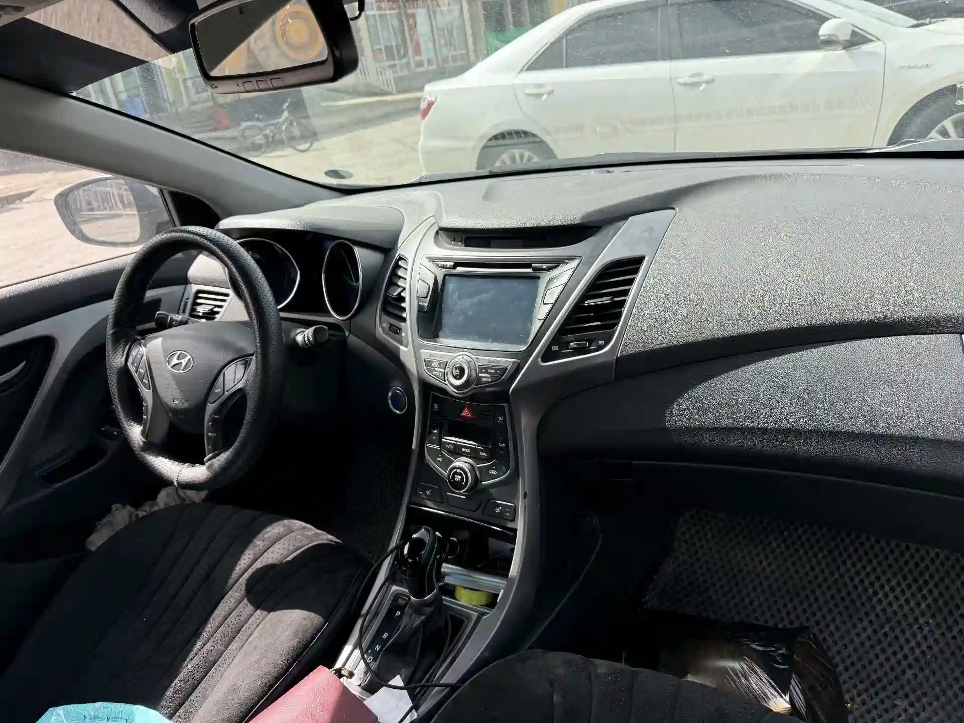 Hyundai Avante 2014