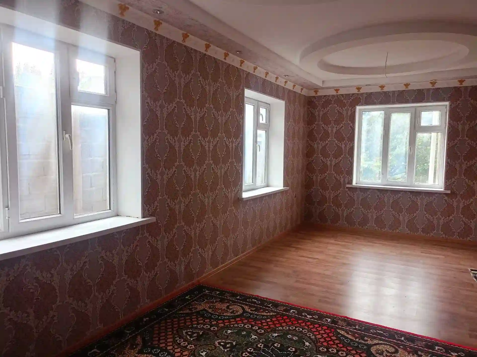 3 этажный, 4-комн. дом, 240 м², 6 соток, Варзоб 35 км гули майда