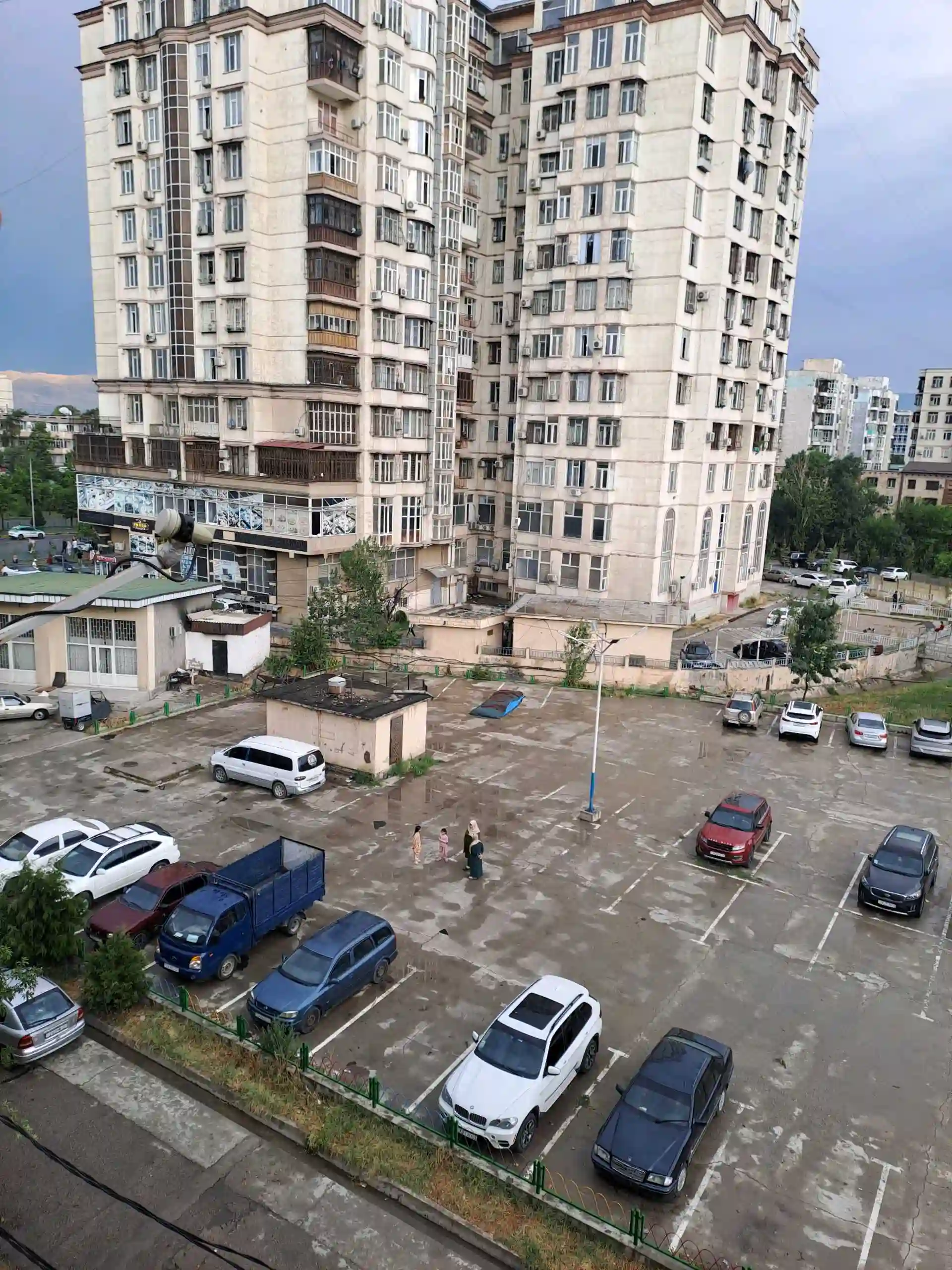 4-к квартира, 5 этаж, 1 м², Фирдавси