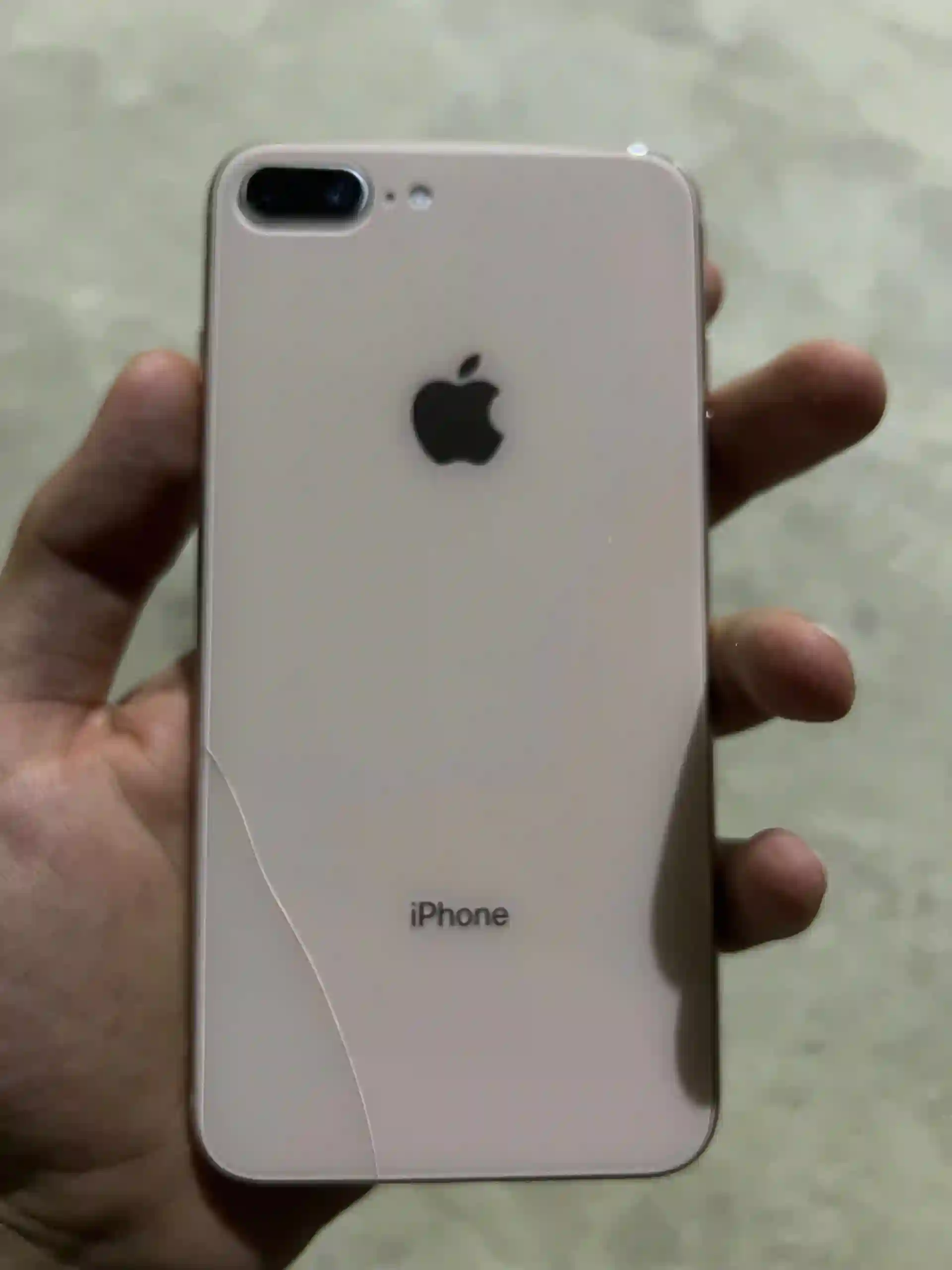 Apple IPhone 8 Plus 64 gb