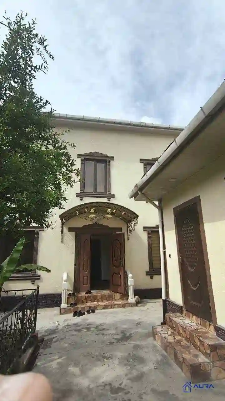 2 этажный, 7-комн. дом, 167 м², 3 соток, И.Сомони