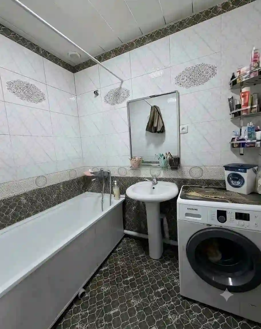 3-к квартира, 6 этаж, 67 м², Фирдавси