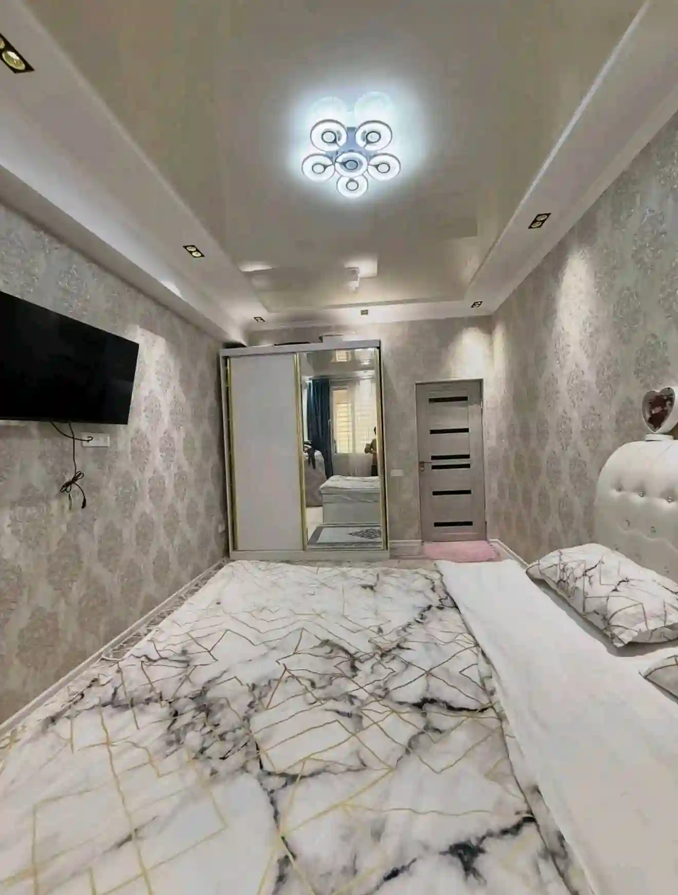 2-к квартира, 9 этаж, 60 м², Фирдавси