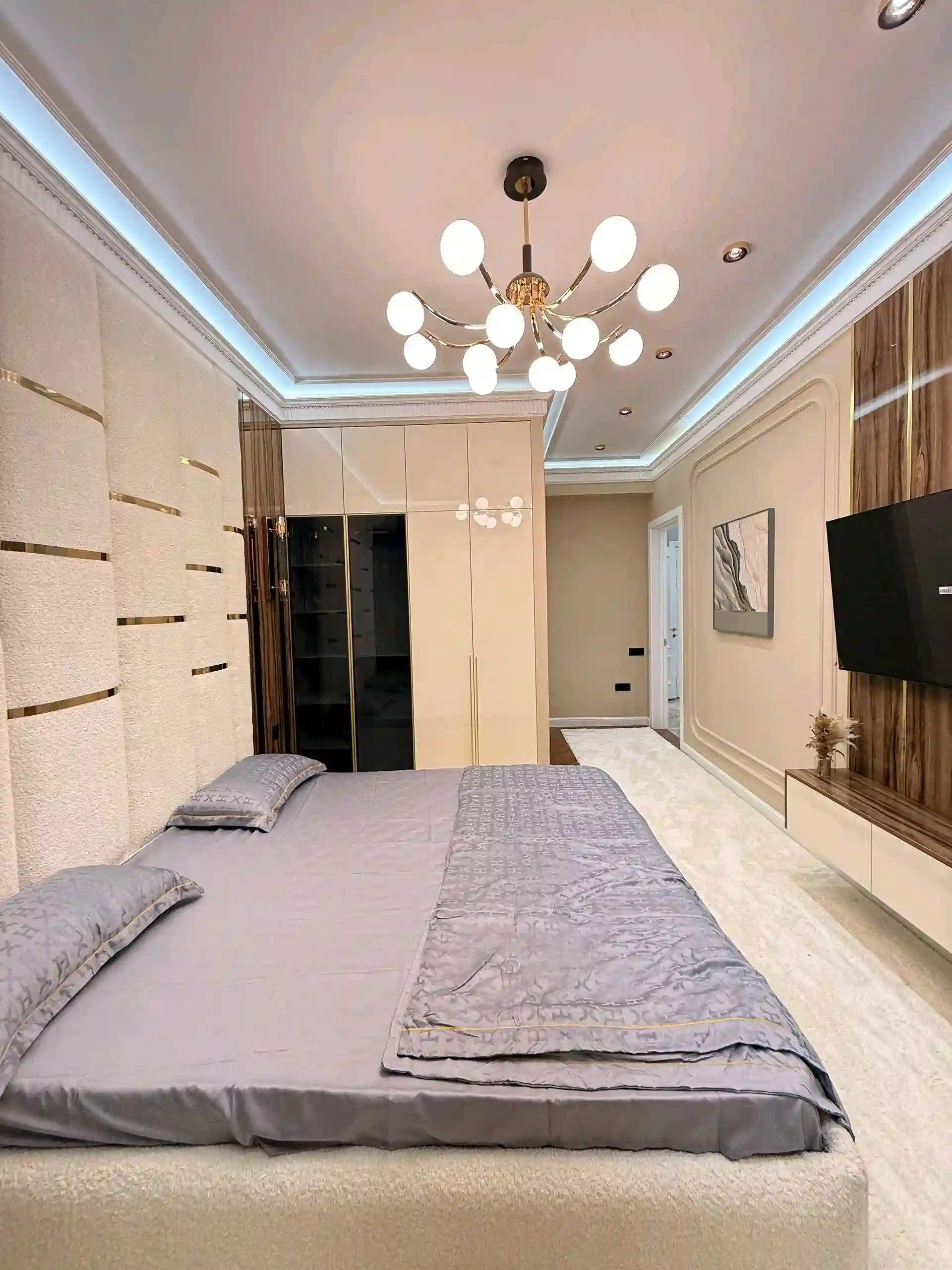 3-к квартира, 10 этаж, 123 м², И Сомони
