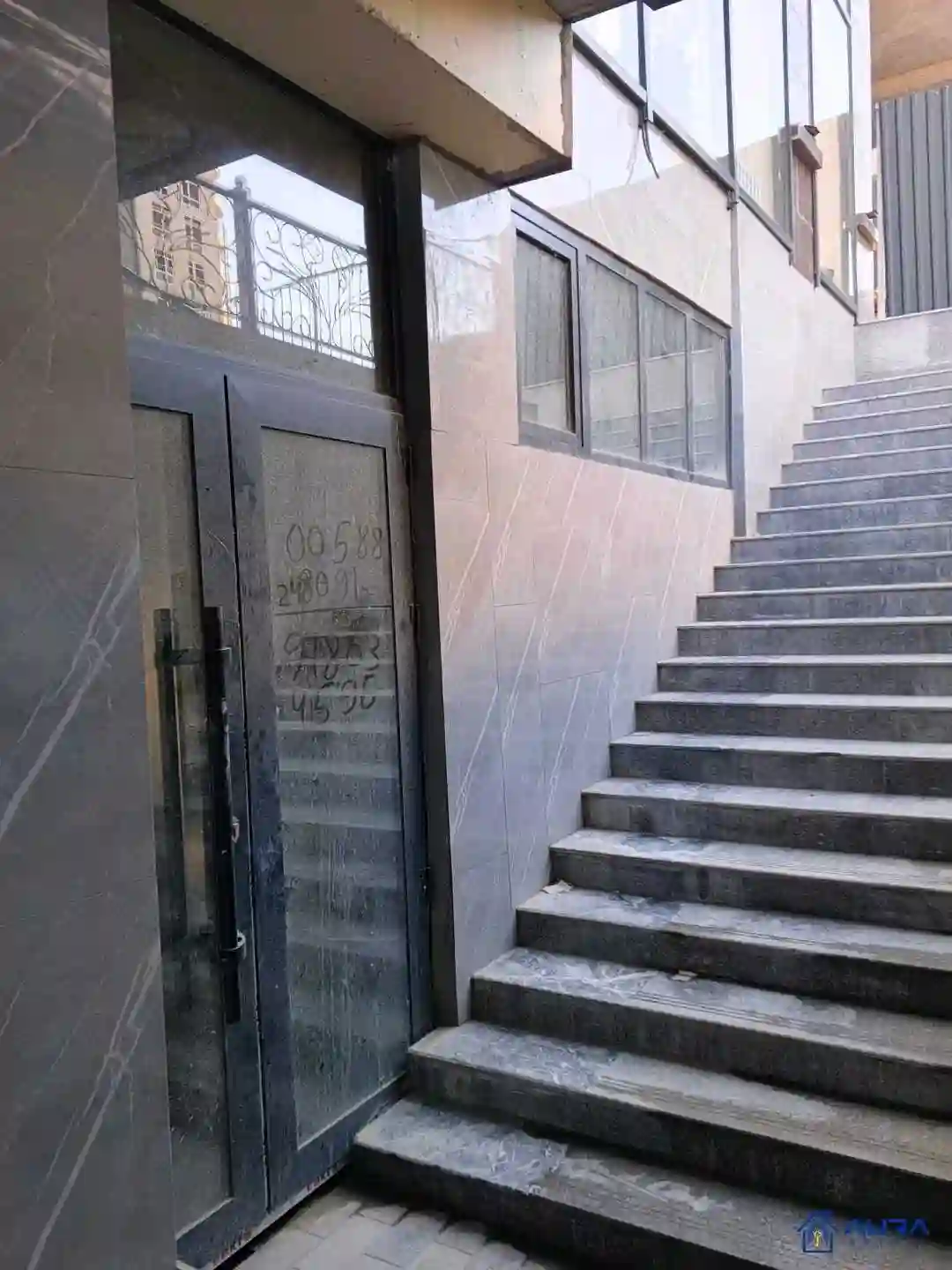 2-к квартира, 1 этаж, 80 м², Сино