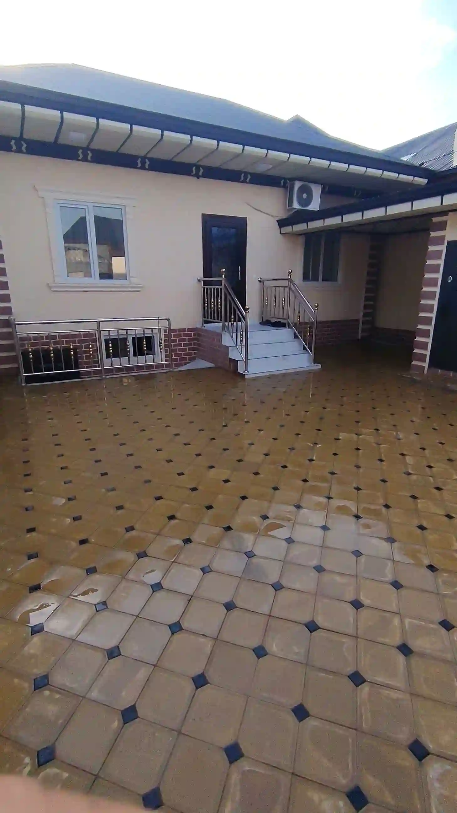 1 этажный, 4-комн. дом, 81 м², 2 соток, н. фирдавси