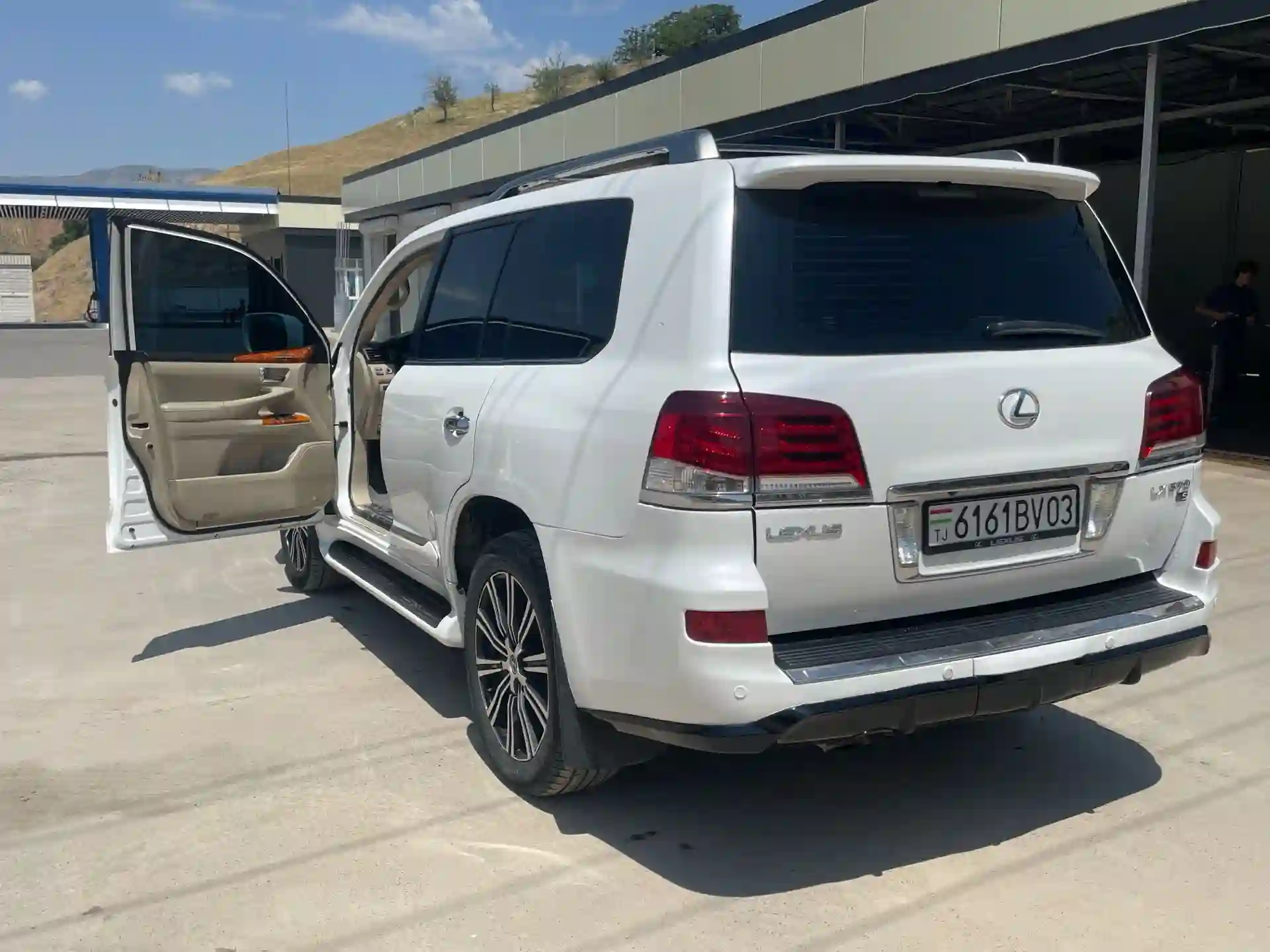 Lexus Lx series 2008 — миниатюра 4