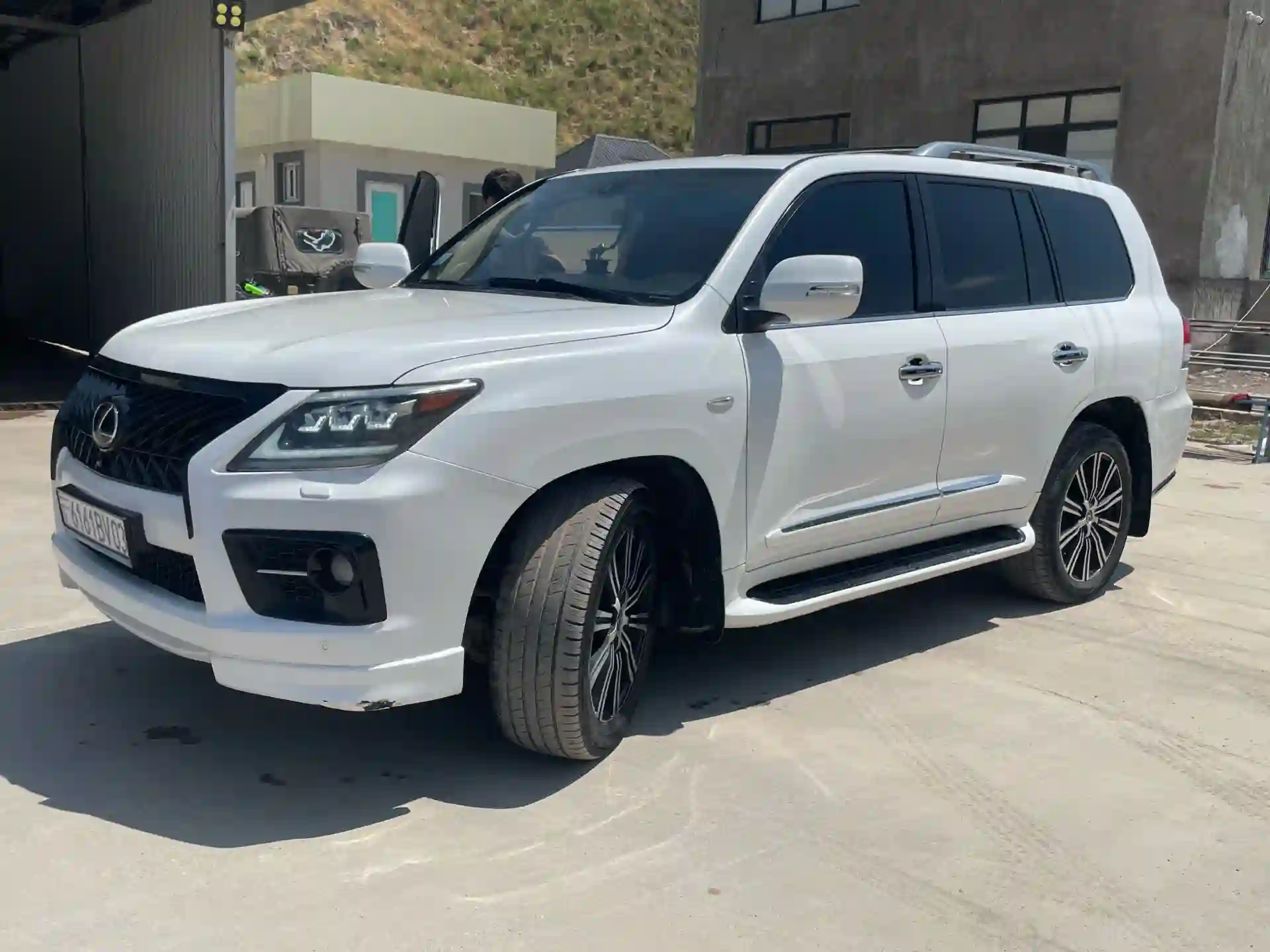 Lexus Lx series 2008 — миниатюра 6