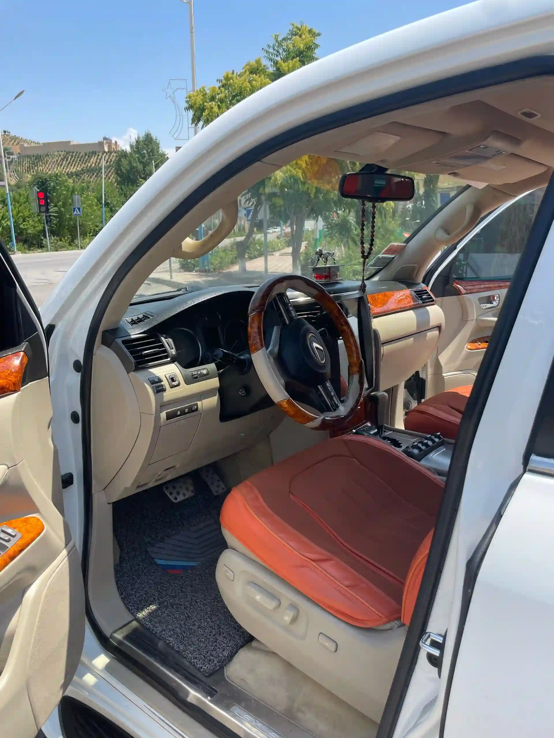 Lexus Lx series 2008 — миниатюра 12