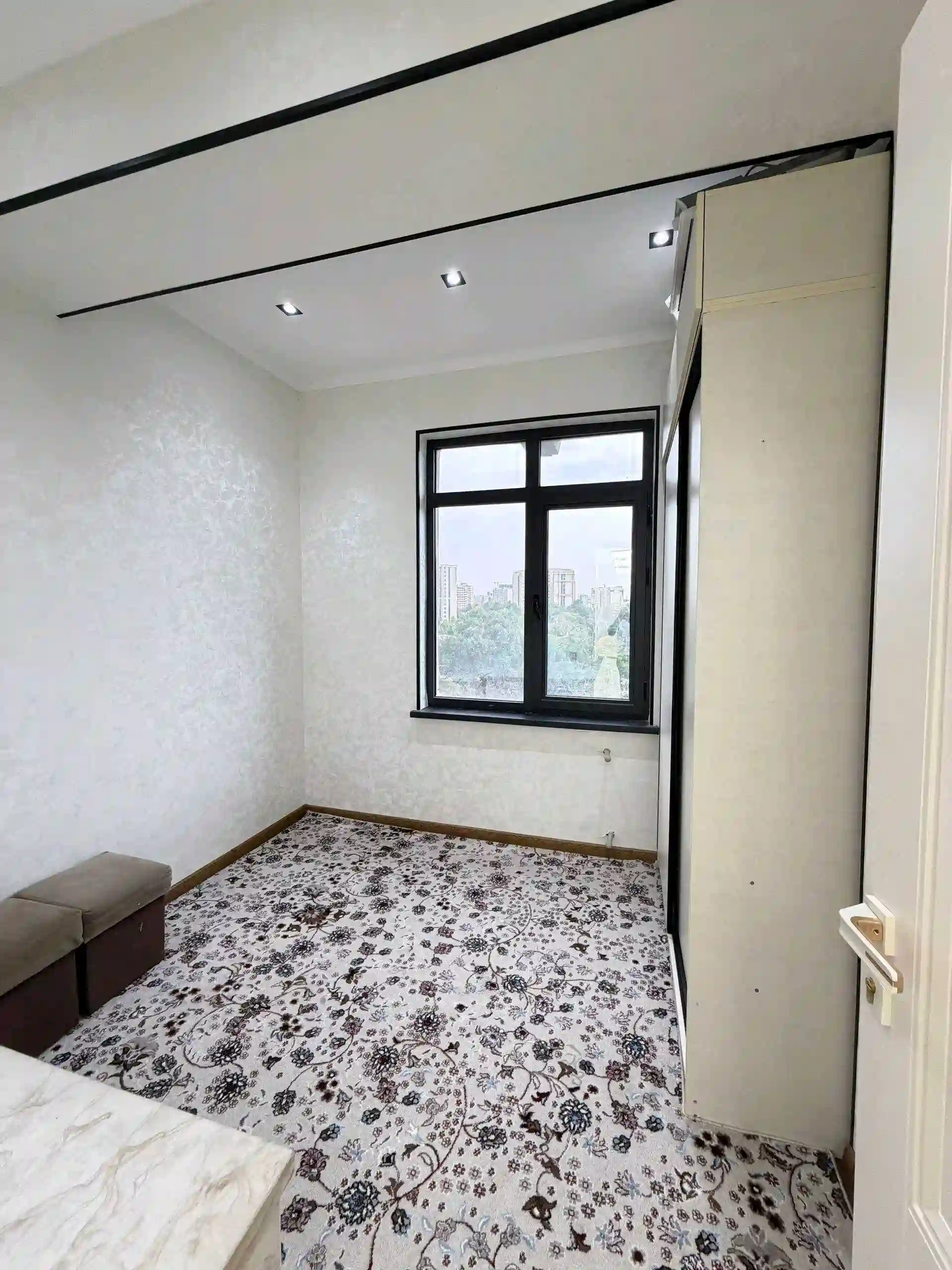 4-к квартира, 8 этаж, 106 м², Шохмансур