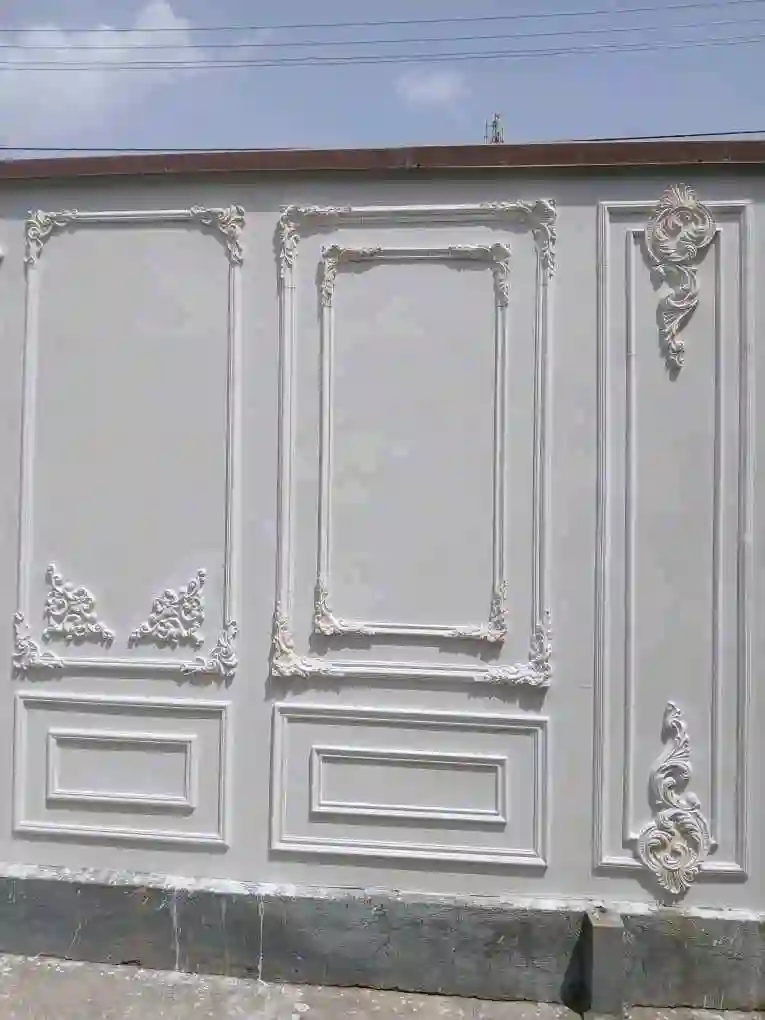 Лепка карниз бо нархи дастрас