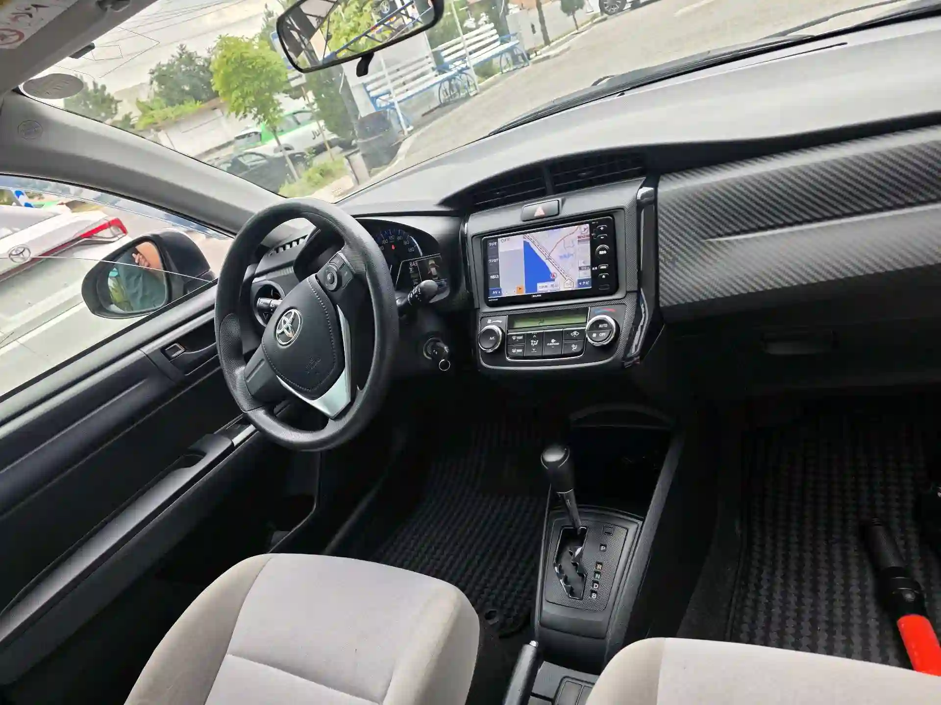 Toyota Axio 2015